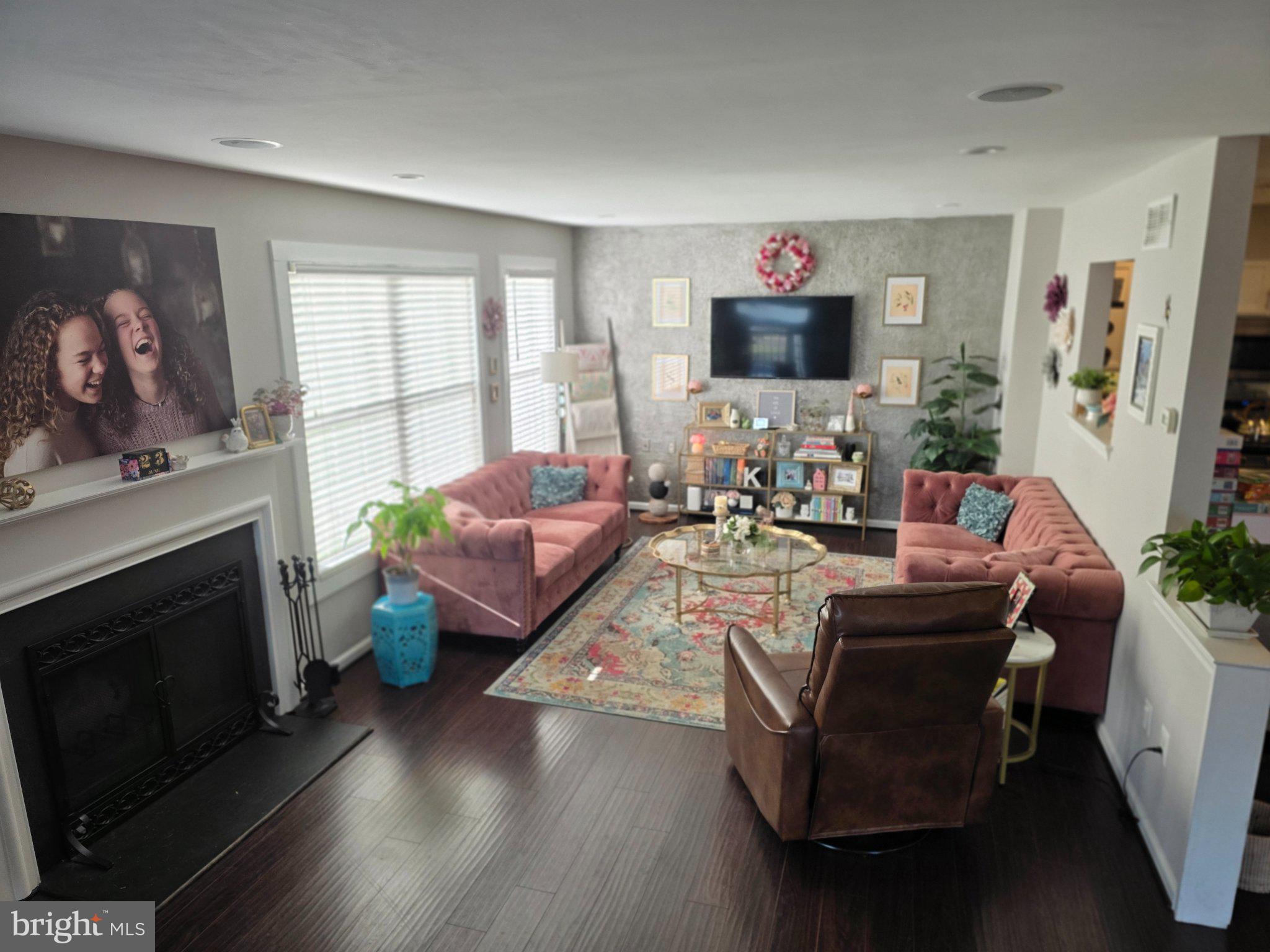 PROVIDENCE VIEW - Residential