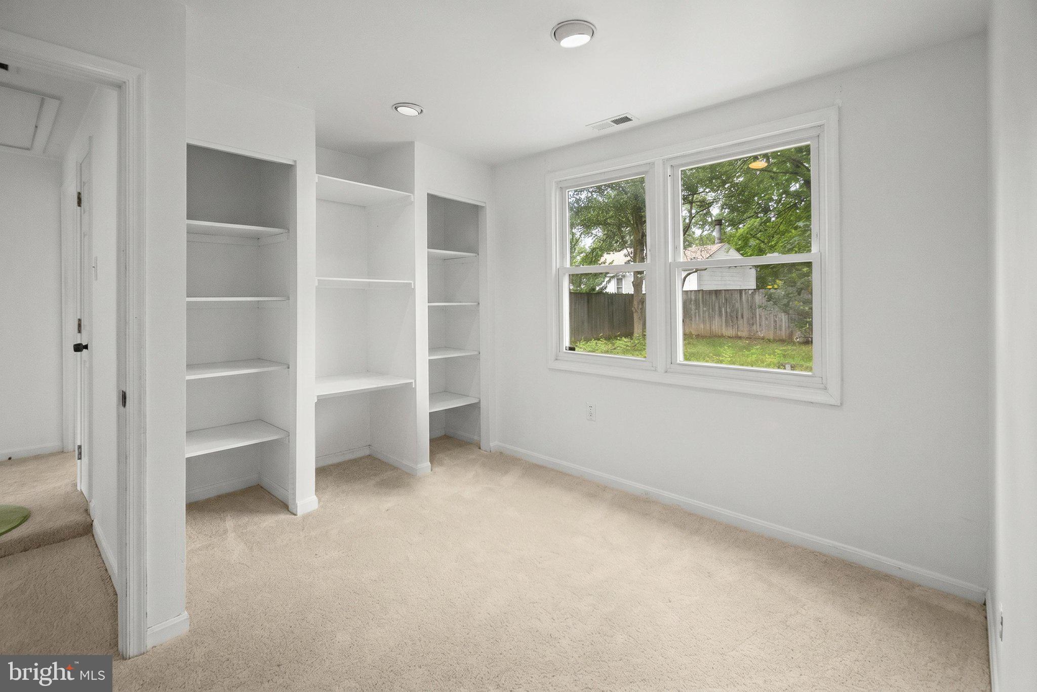 CHERRY HILL - Residential