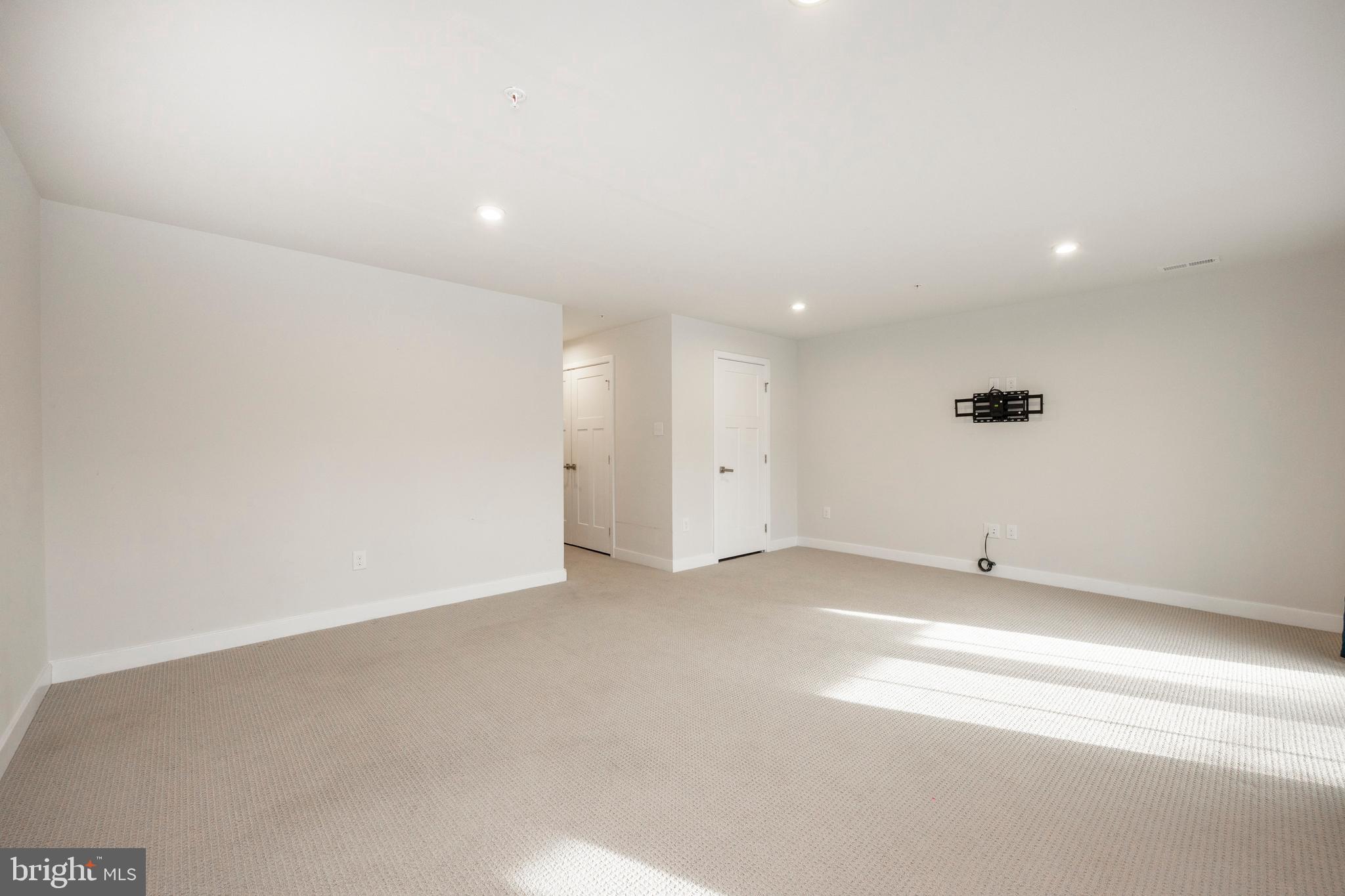 MAPLEVIEW - Residential Lease