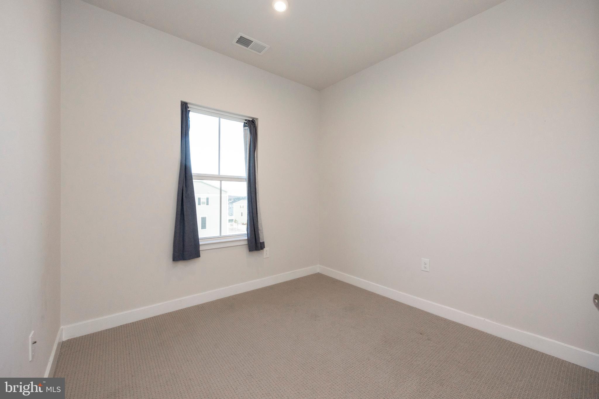 MAPLEVIEW - Residential Lease