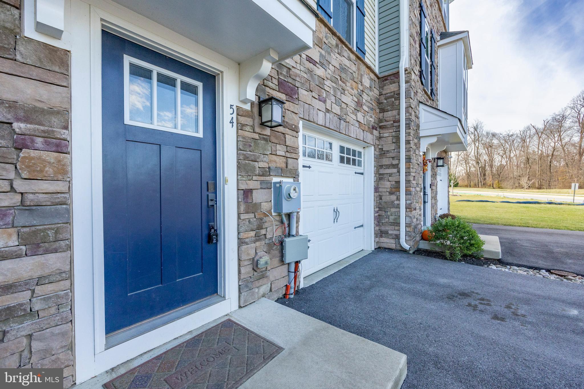 MAPLEVIEW - Residential Lease