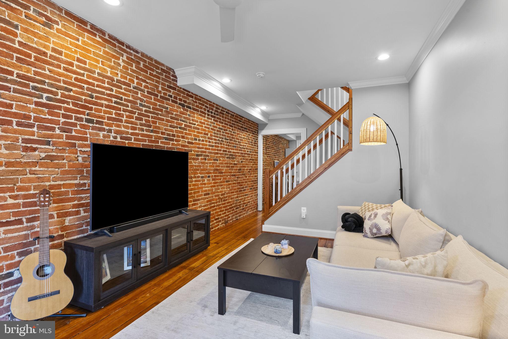 FEDERAL HILL HISTORIC DISTRICT - Residential