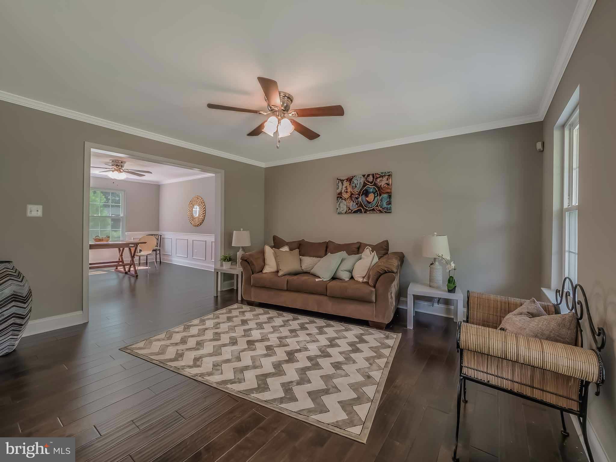 COVE LAKE - Residential