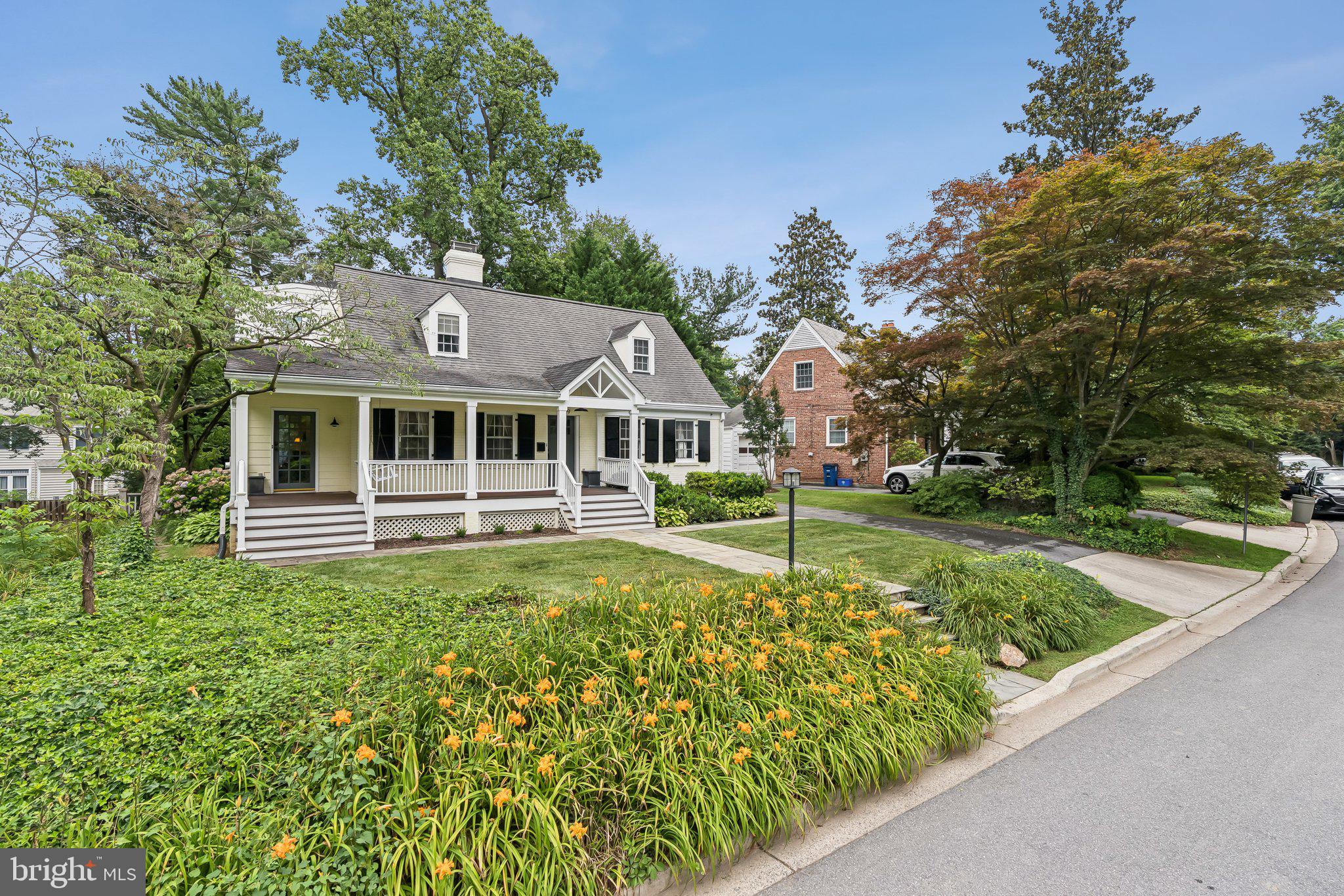 GREENWICH FOREST - Residential
