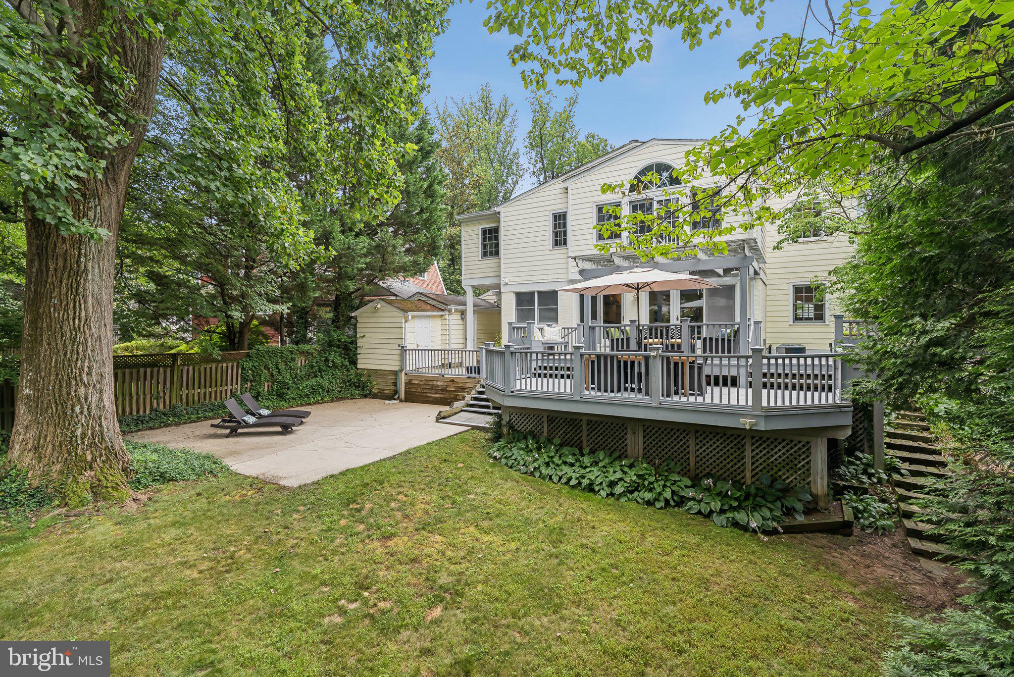 GREENWICH FOREST - Residential