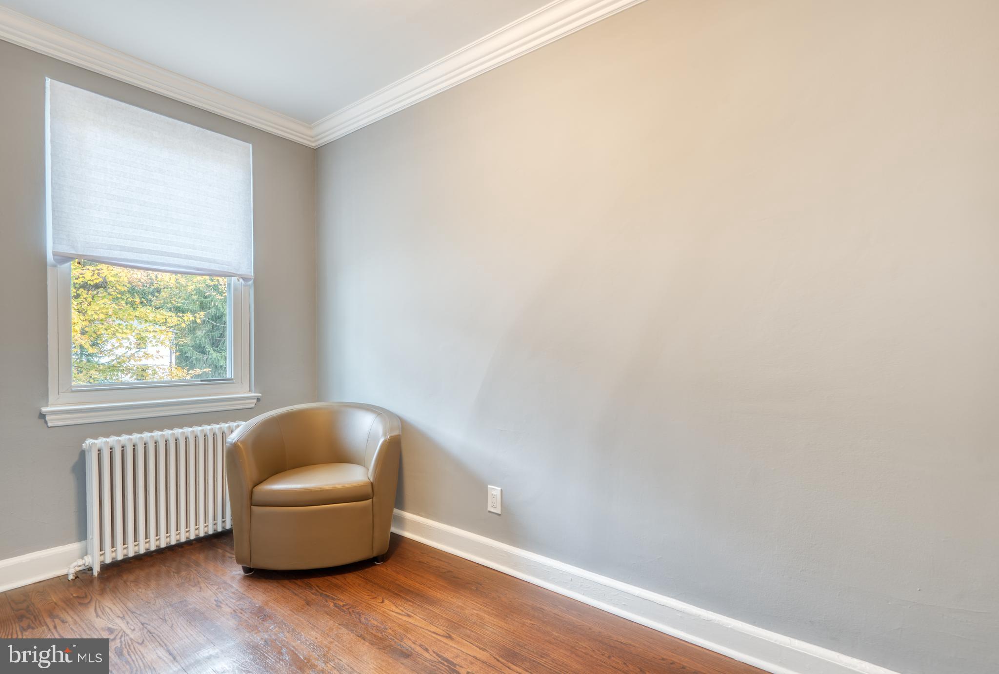 ROLAND PARK - Residential