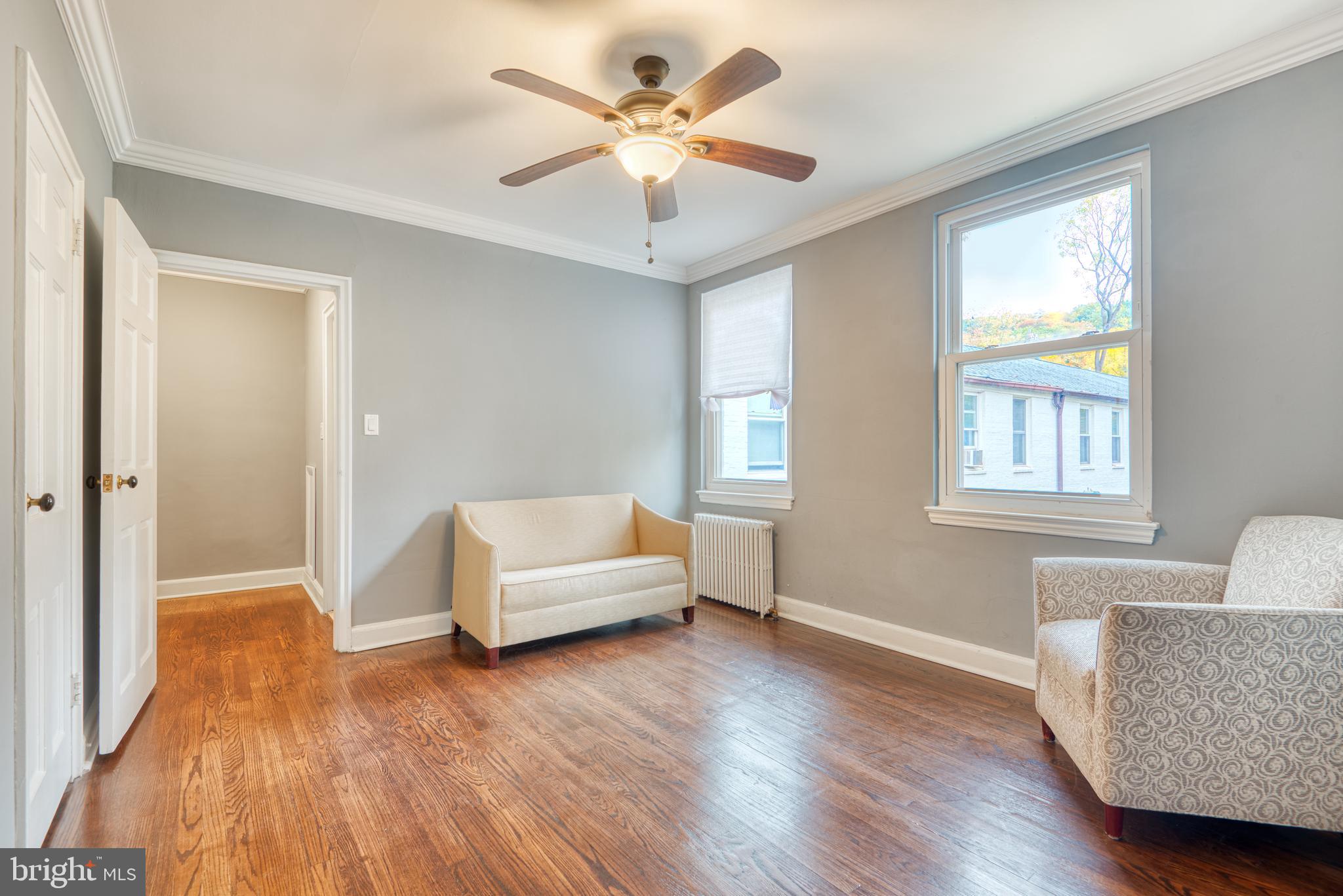 ROLAND PARK - Residential