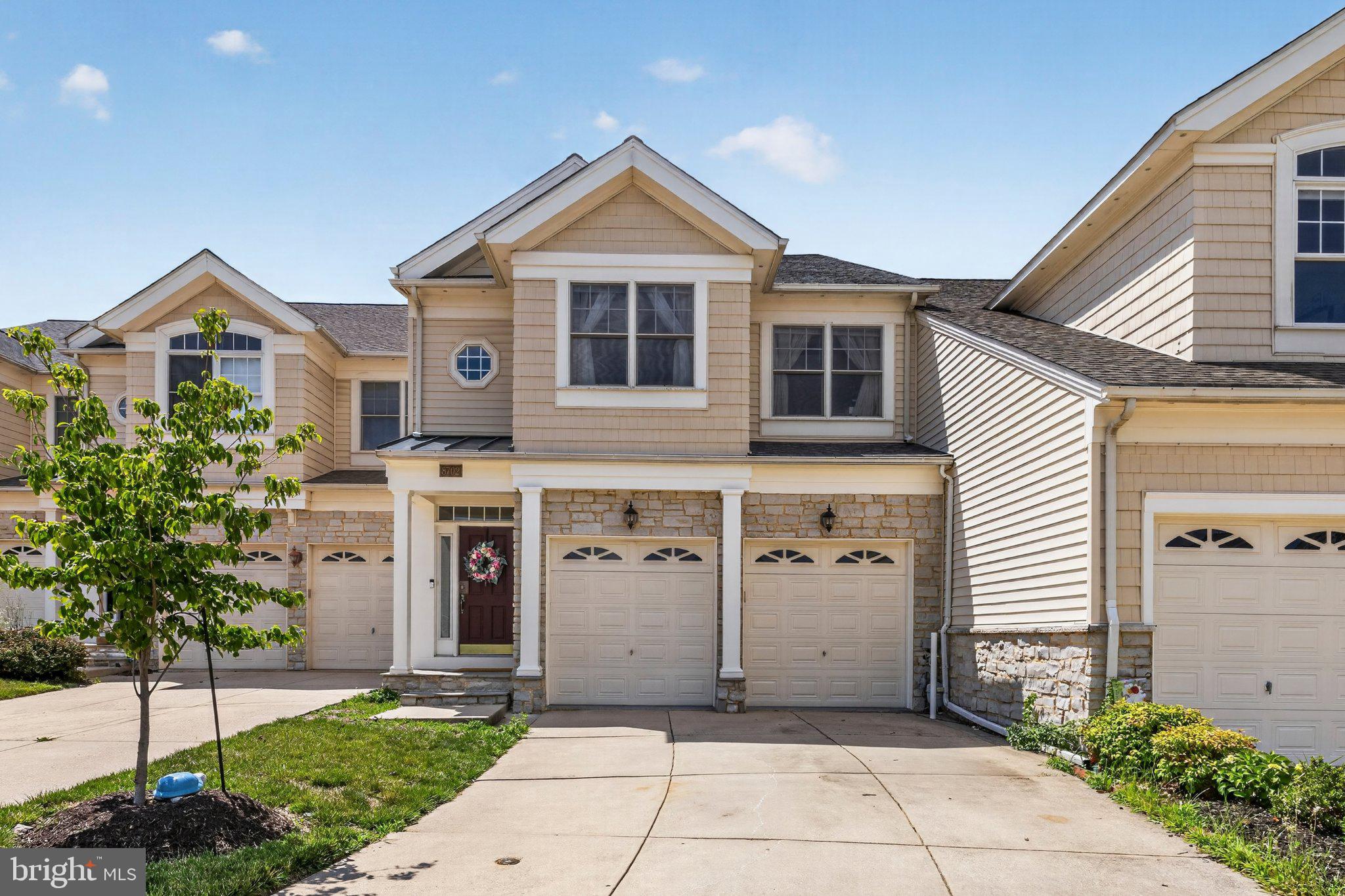 STONE LAKE - Residential