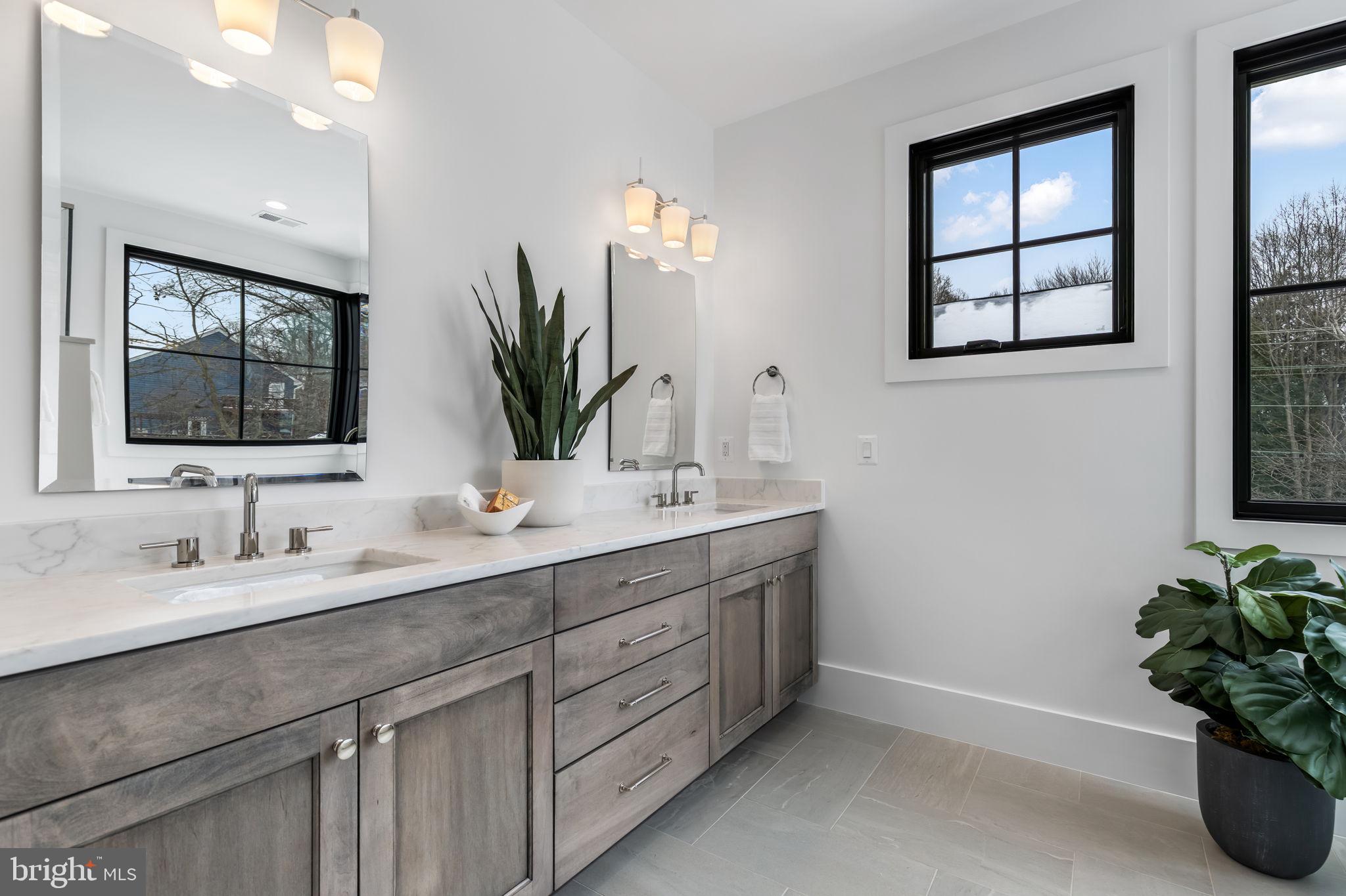 LACEY FOREST - Residential