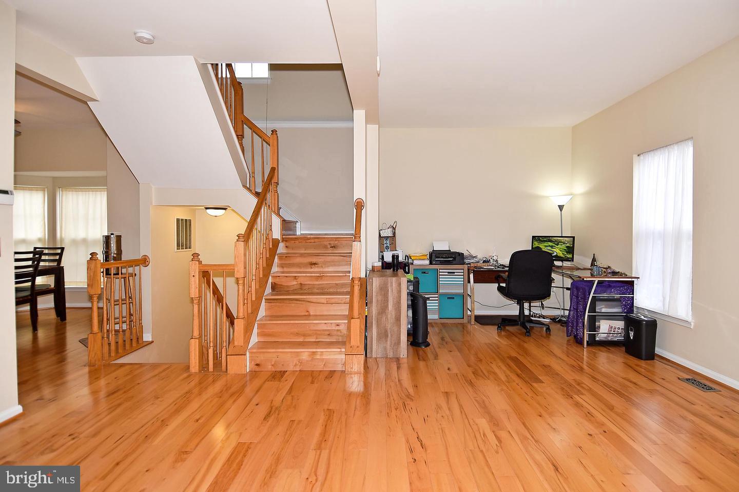 SOUTH RIDING - Residential Lease