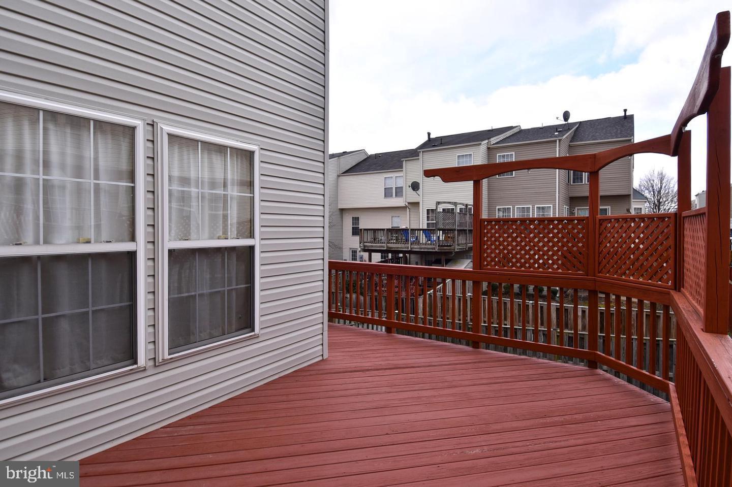 SOUTH RIDING - Residential Lease