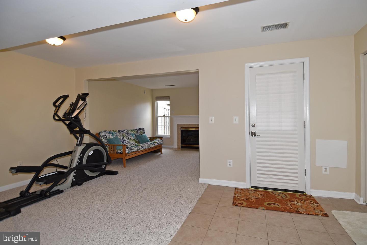 SOUTH RIDING - Residential Lease