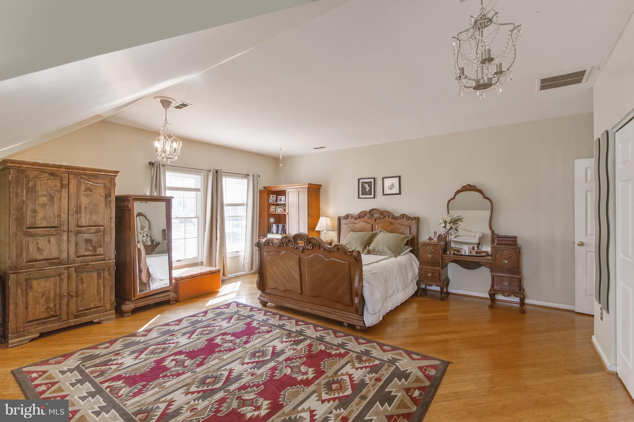 GUNNERS LAKE VILLAGE - Residential