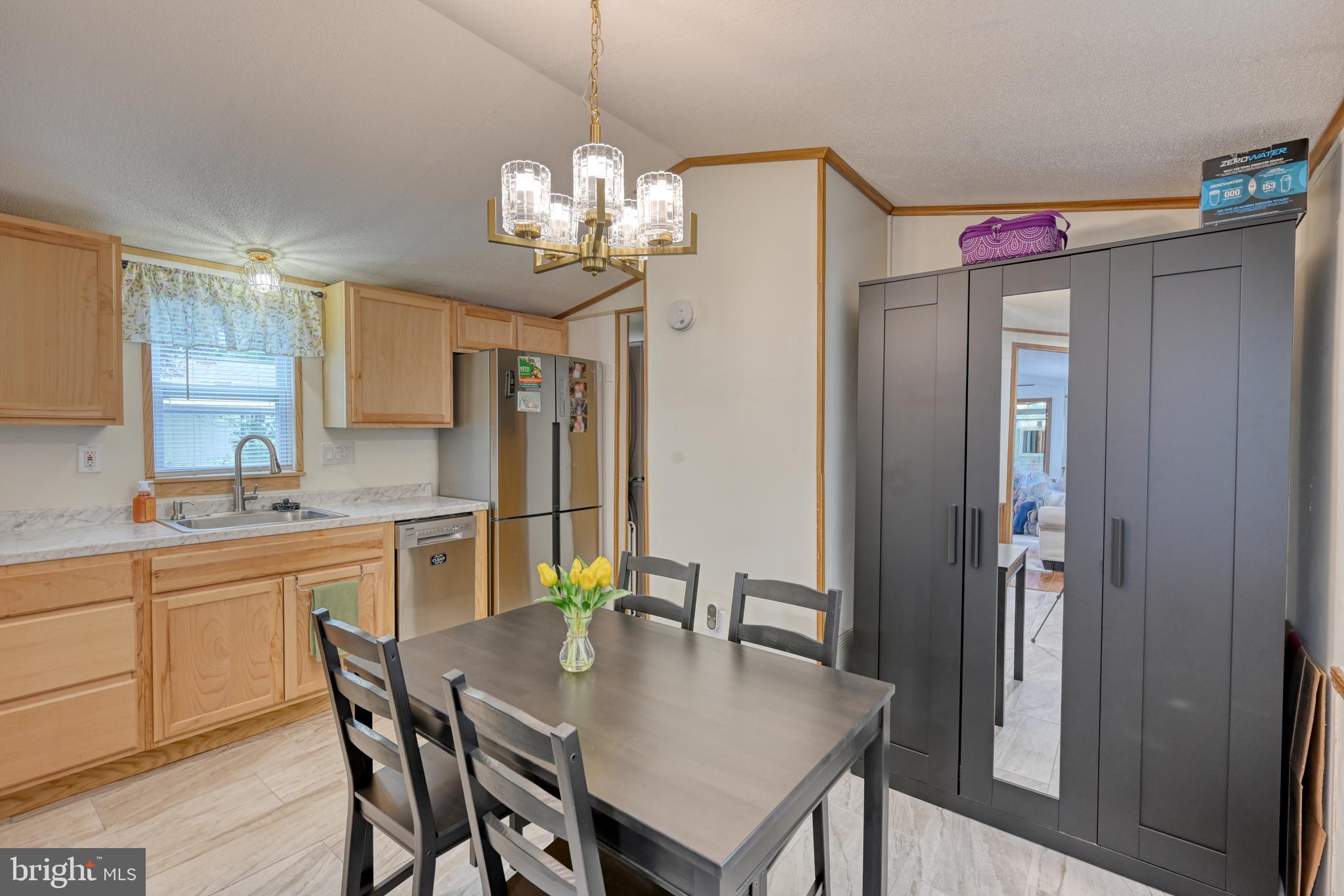 IRISH CREEK VILLAGE - Residential