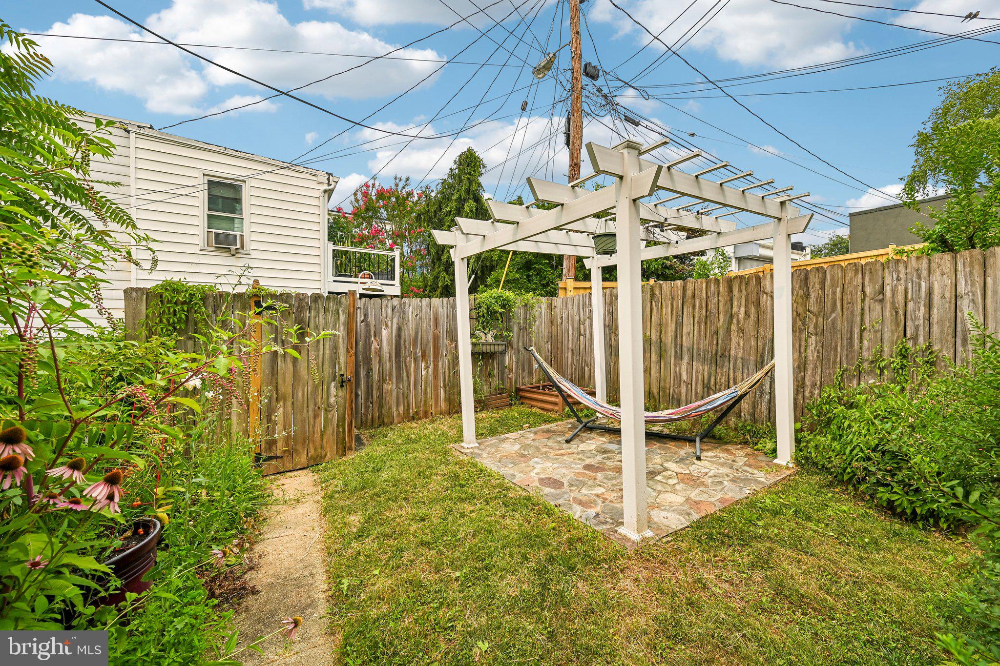 HAMPDEN HISTORIC DISTRICT - Residential