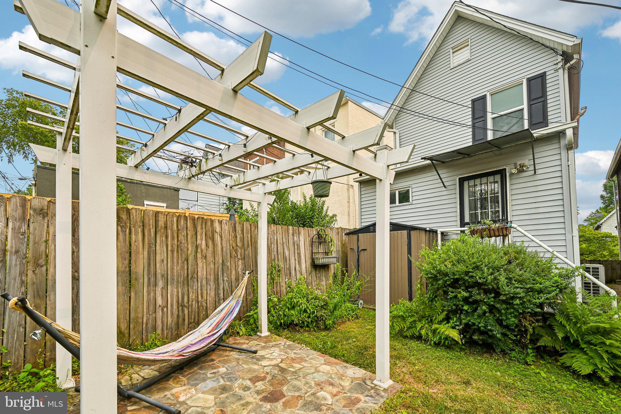 HAMPDEN HISTORIC DISTRICT - Residential