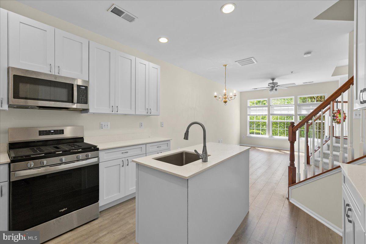 THE TOWNES CONDOMINIUM - Residential
