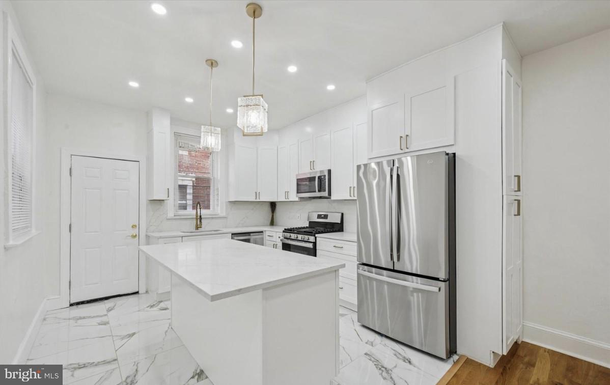 COBBS CREEK - Residential