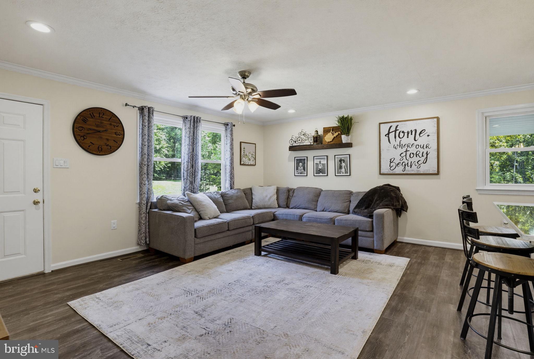 BEVERLY ESTATES - Residential
