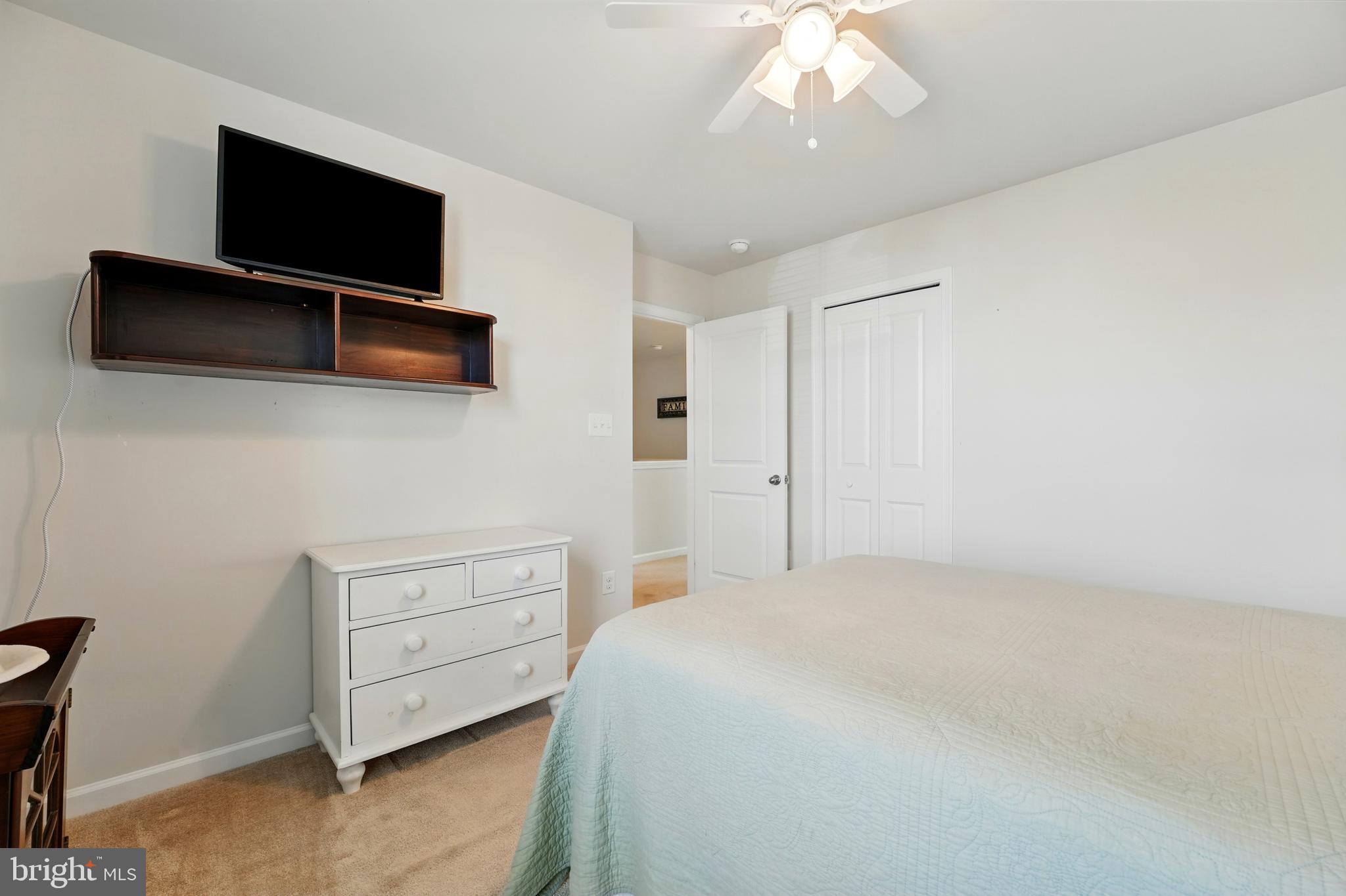 WILDERNESS SHORES - Residential