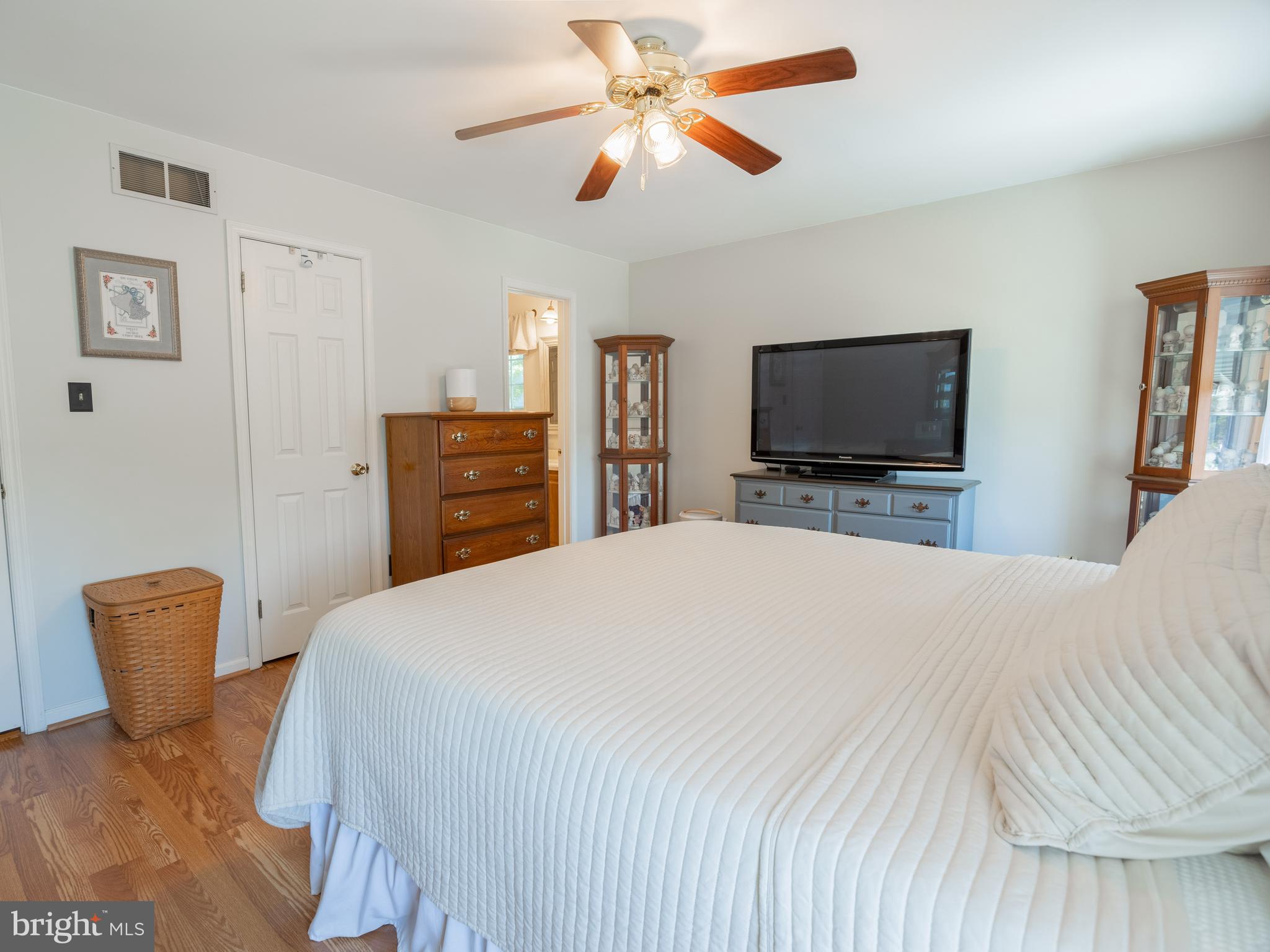 STRAWBERRY FIELDS - Residential