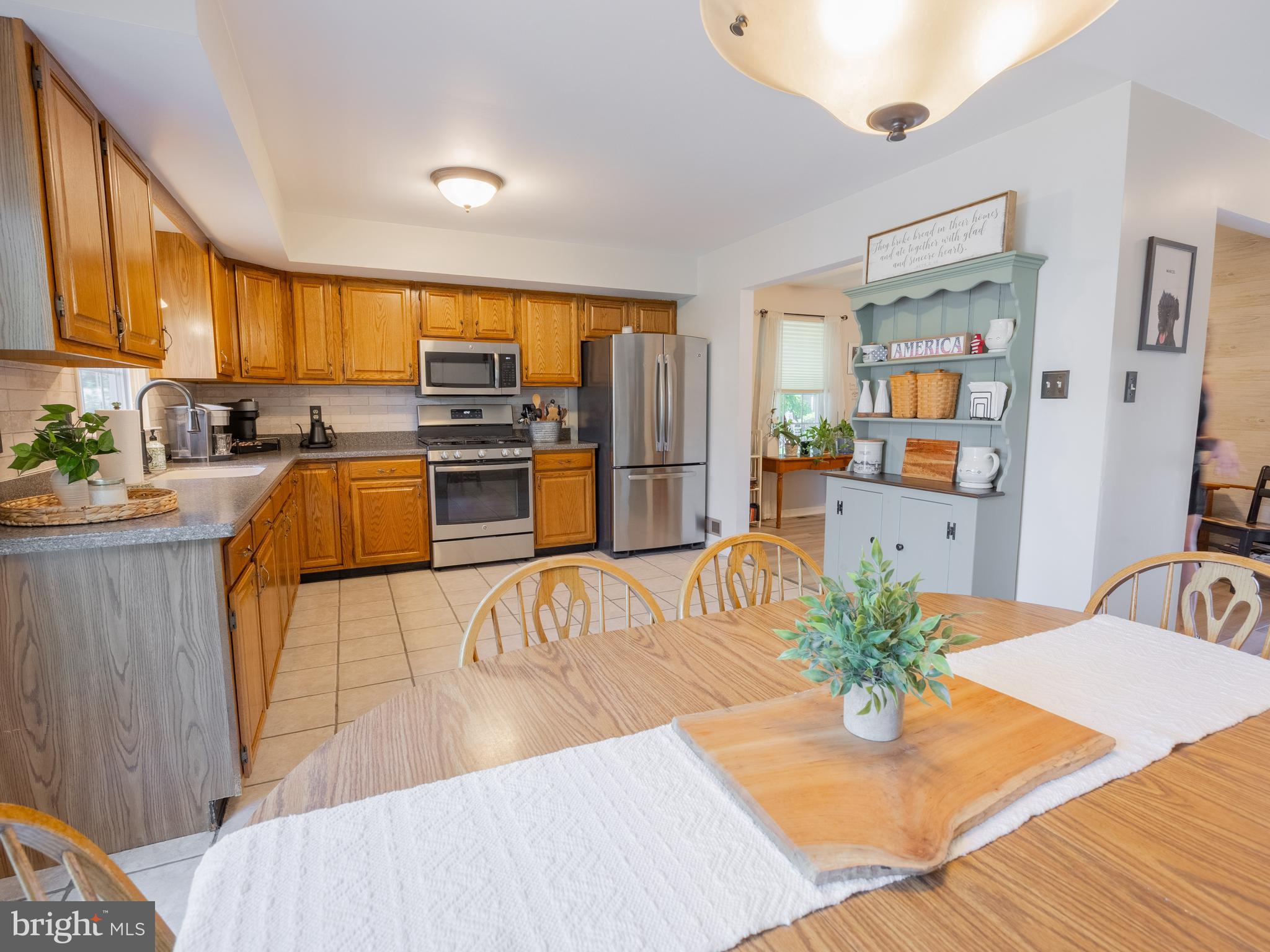 STRAWBERRY FIELDS - Residential
