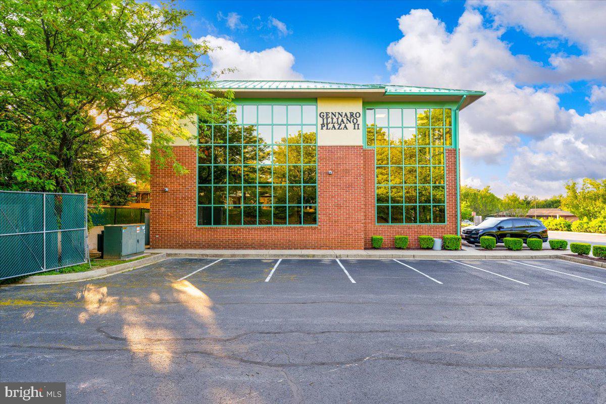 WILDWOOD PARK - Commercial Sale