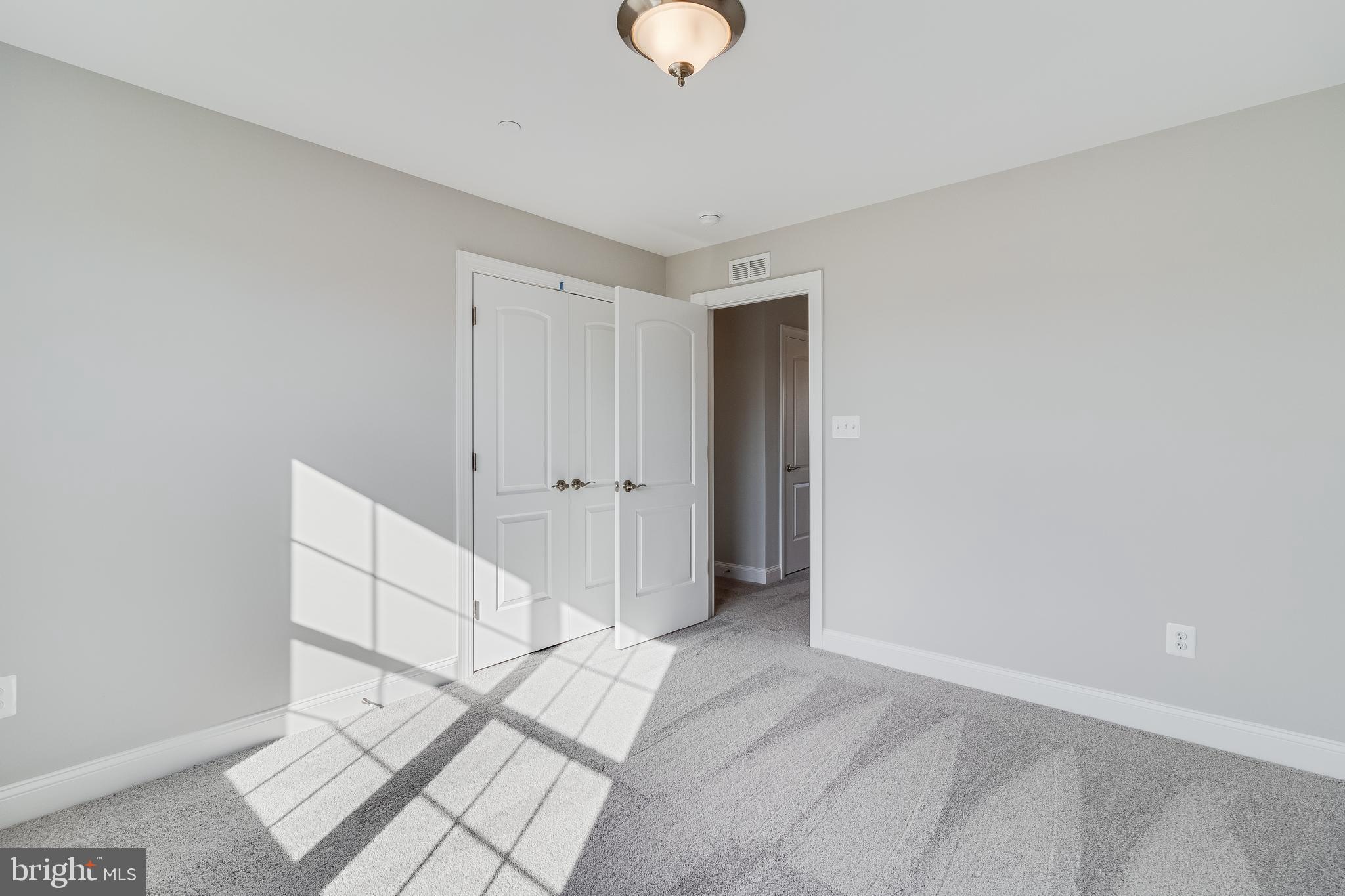 MEADOWS AT TOWN RUN II - Residential