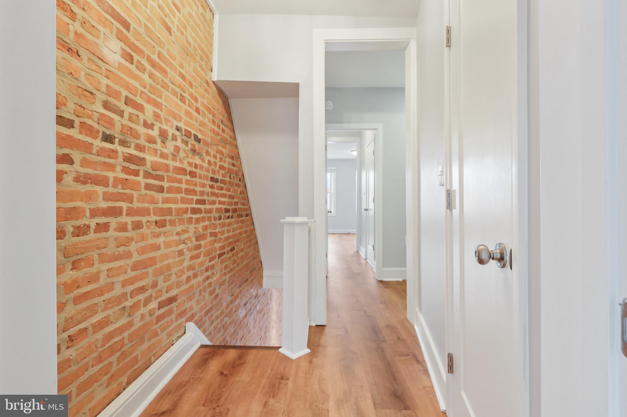 GREEKTOWN - Residential Lease