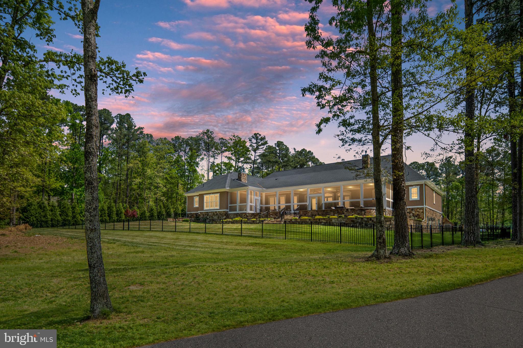 FAWN LAKE - Residential