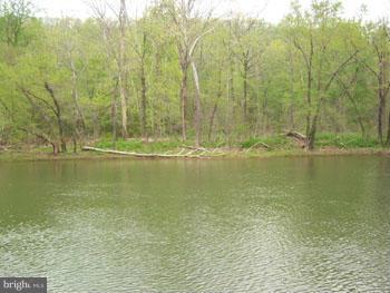 ROUSE MT - Land