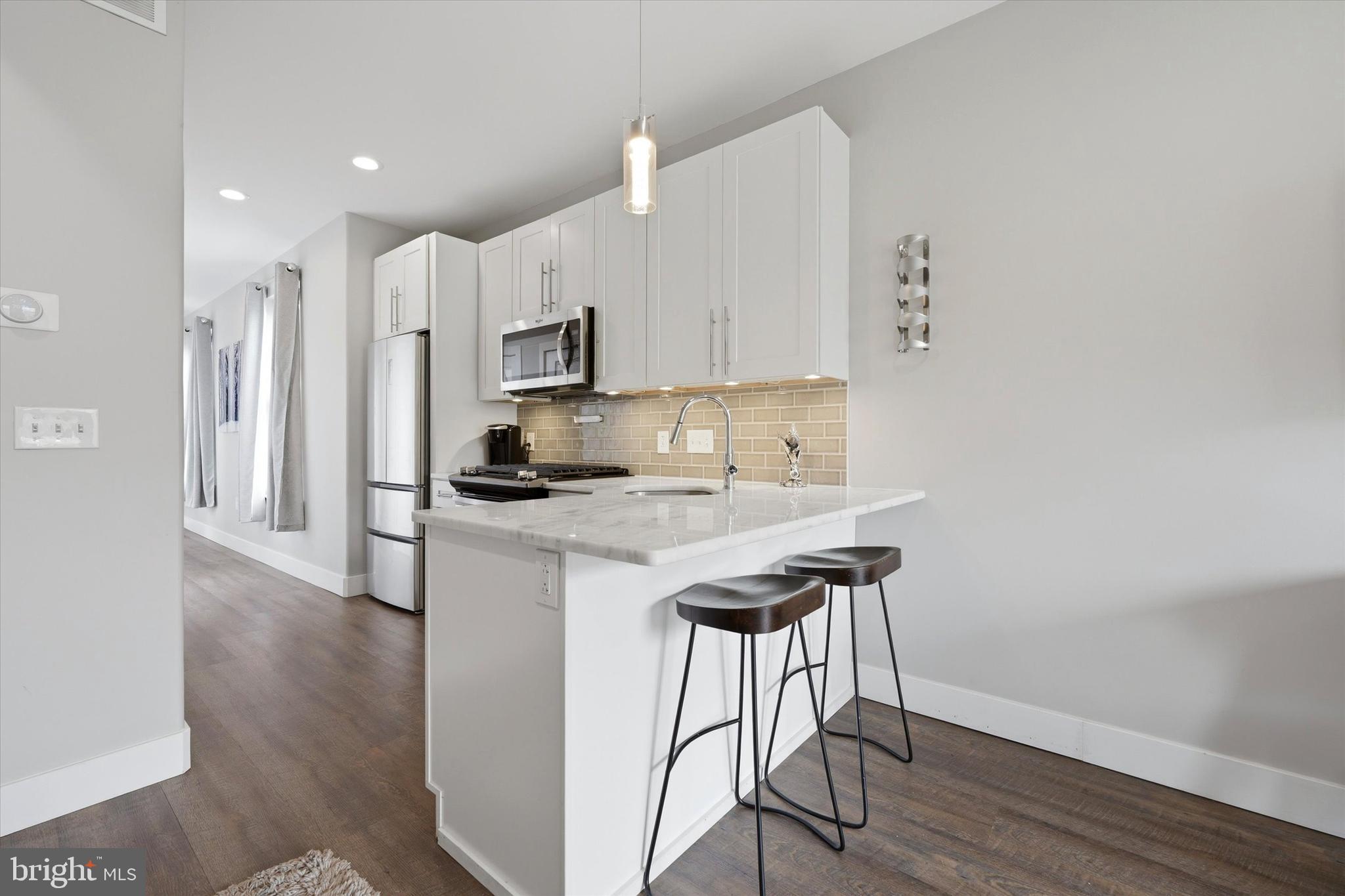 HAWTHORNE - Commercial Sale