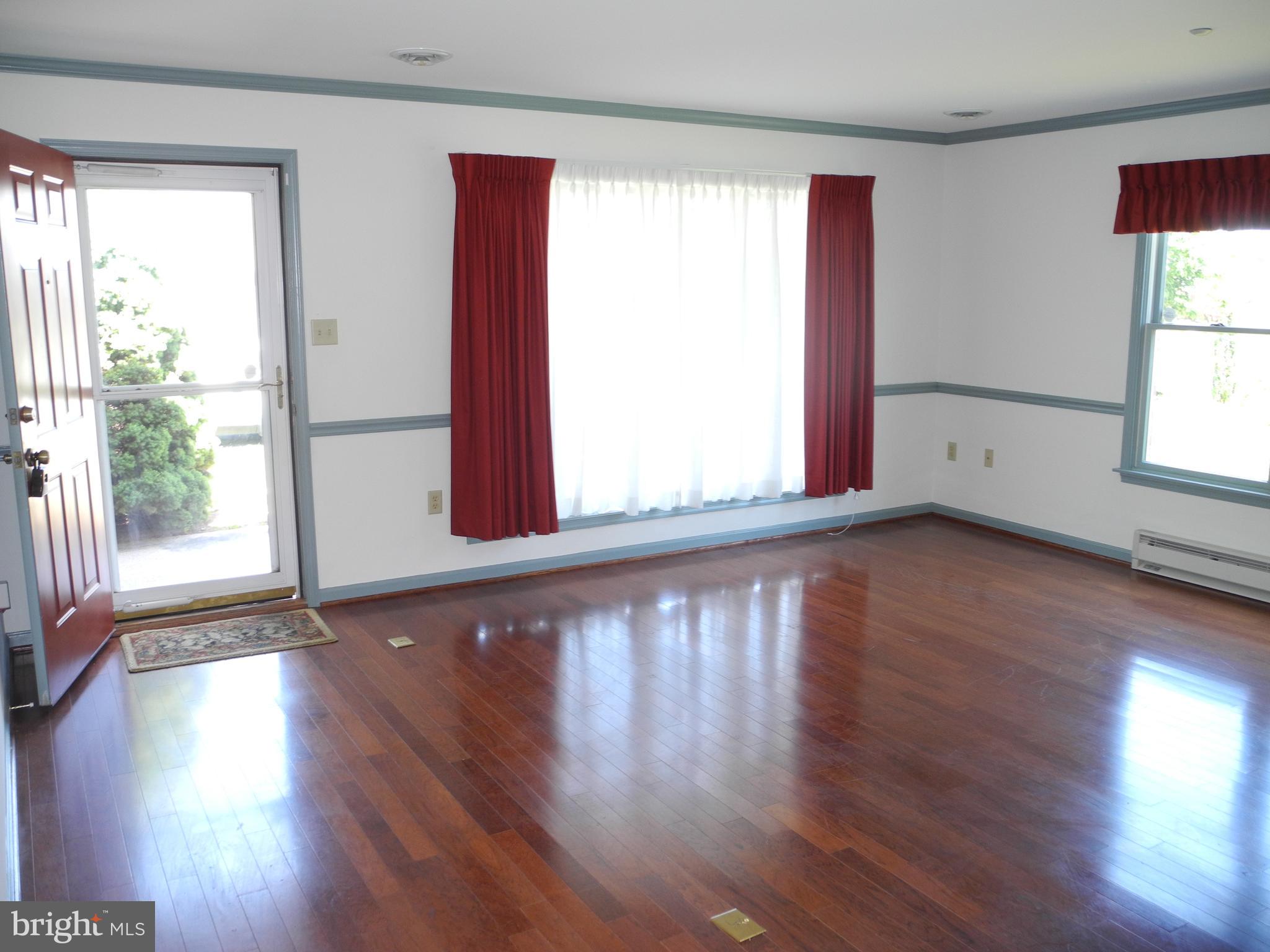 SOUTH POINTE - Residential