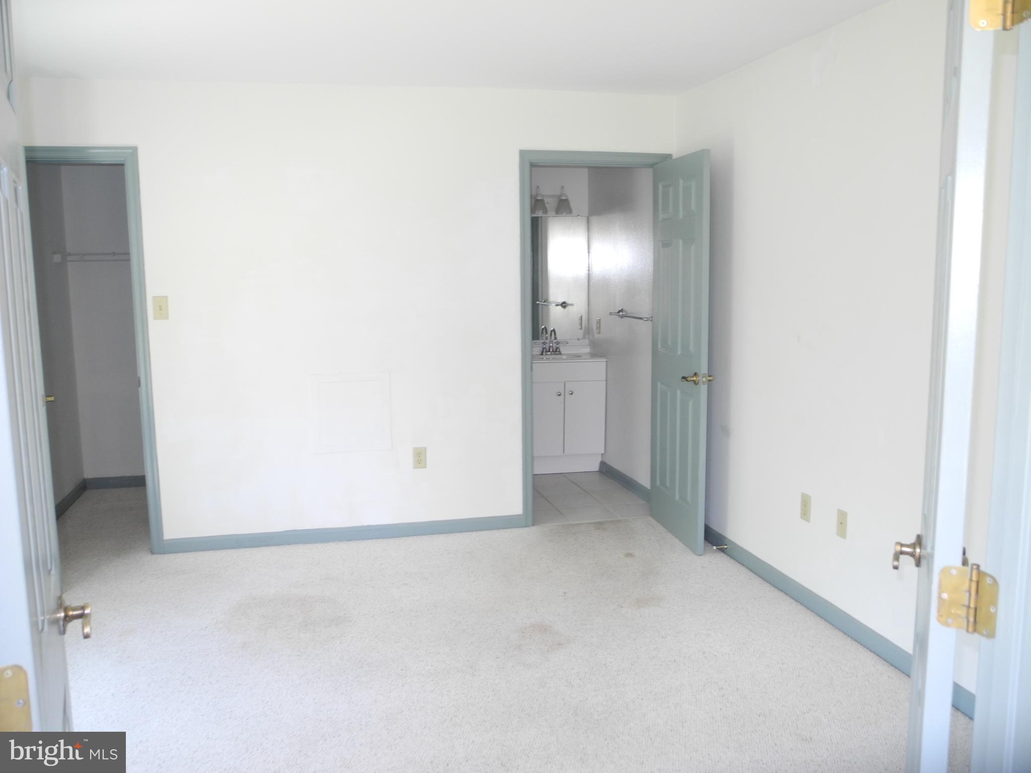 SOUTH POINTE - Residential