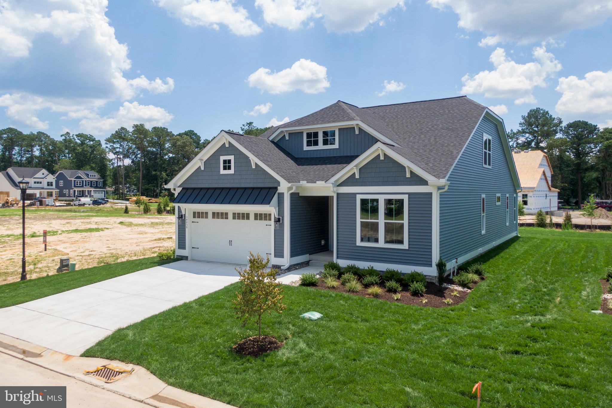 THE KNOLL AT IRONS LANE - Residential