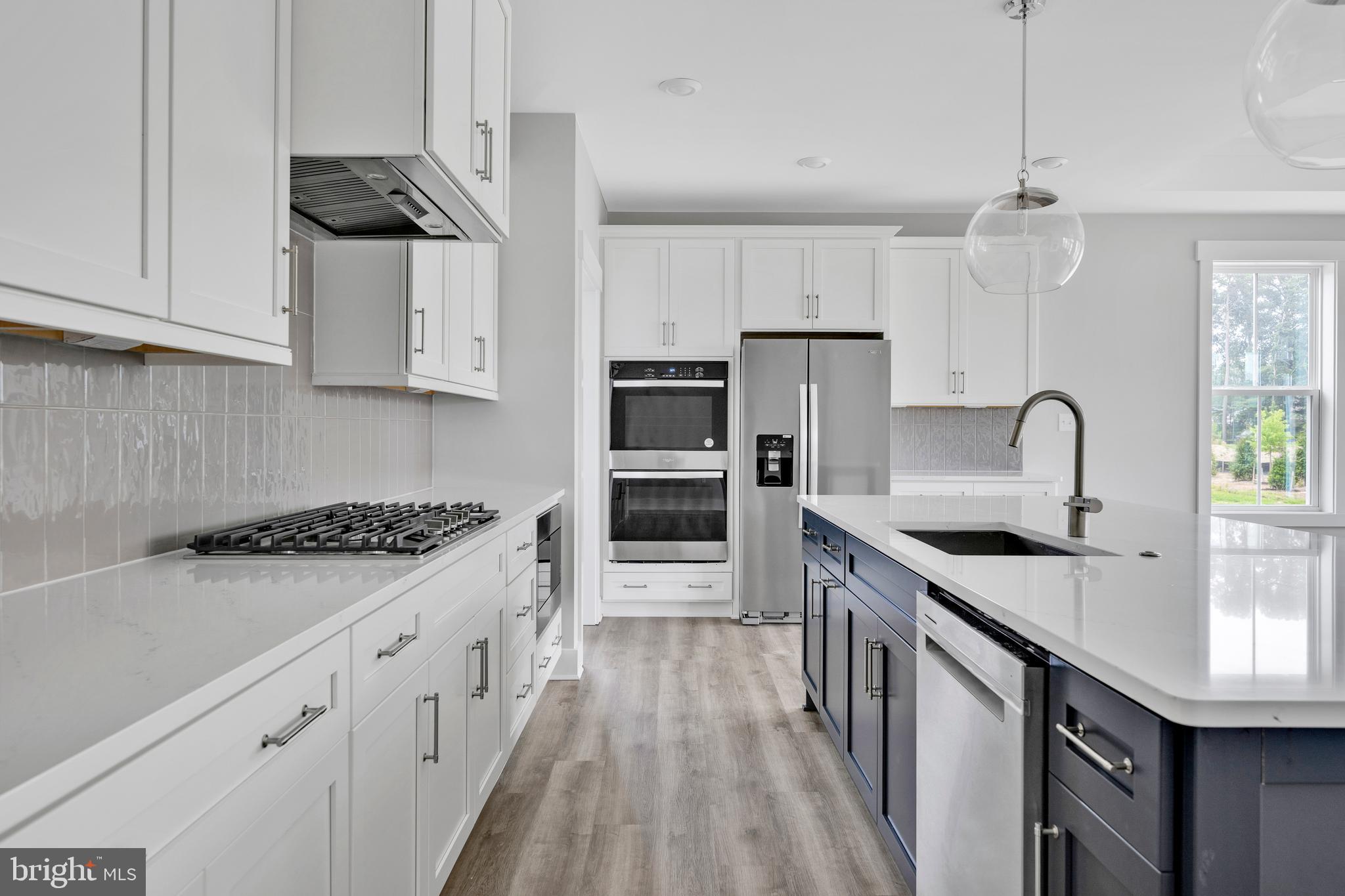THE KNOLL AT IRONS LANE - Residential