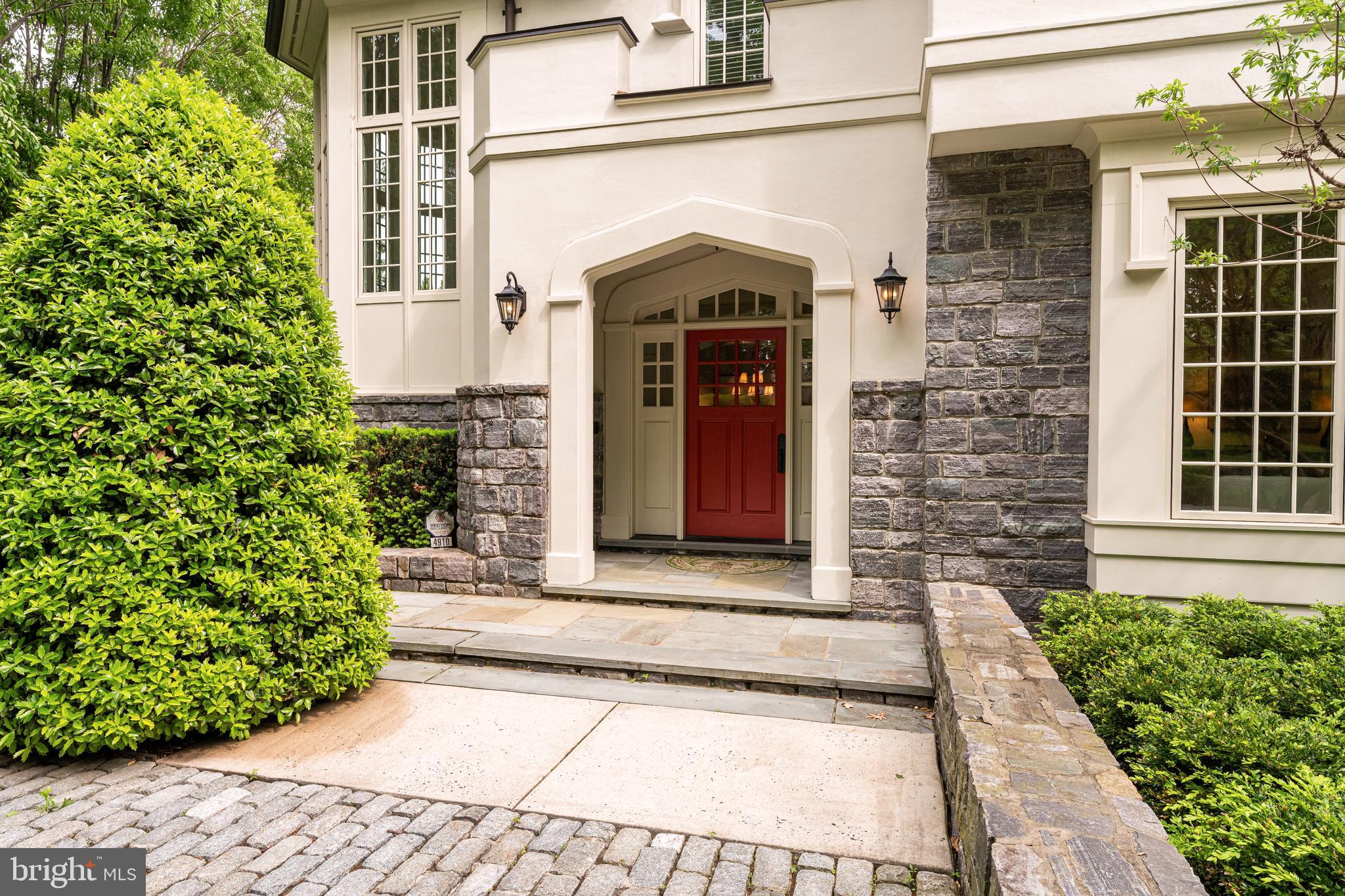 SHIRLEY WOODS - Residential