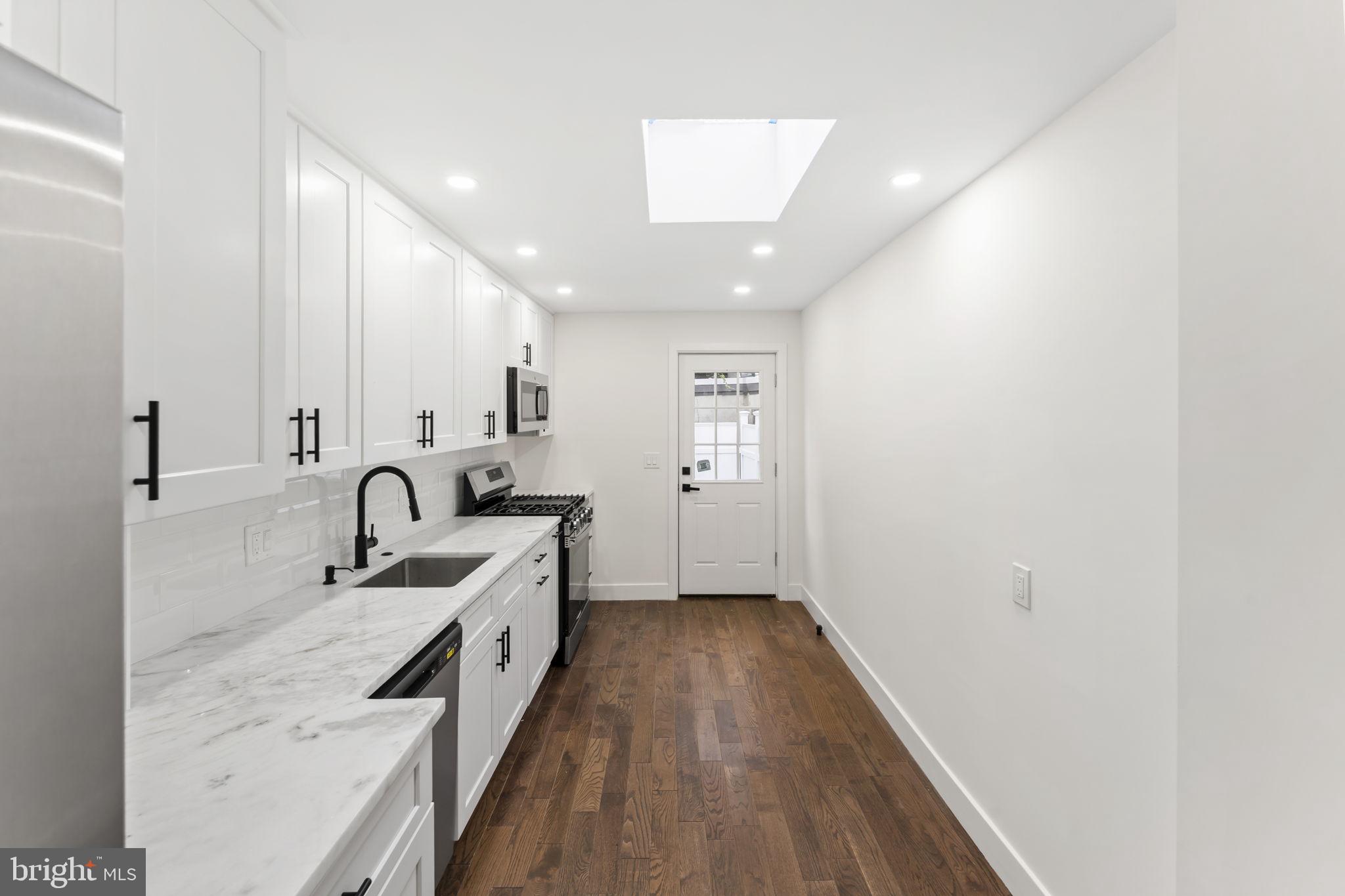 OLDE KENSINGTON - Residential