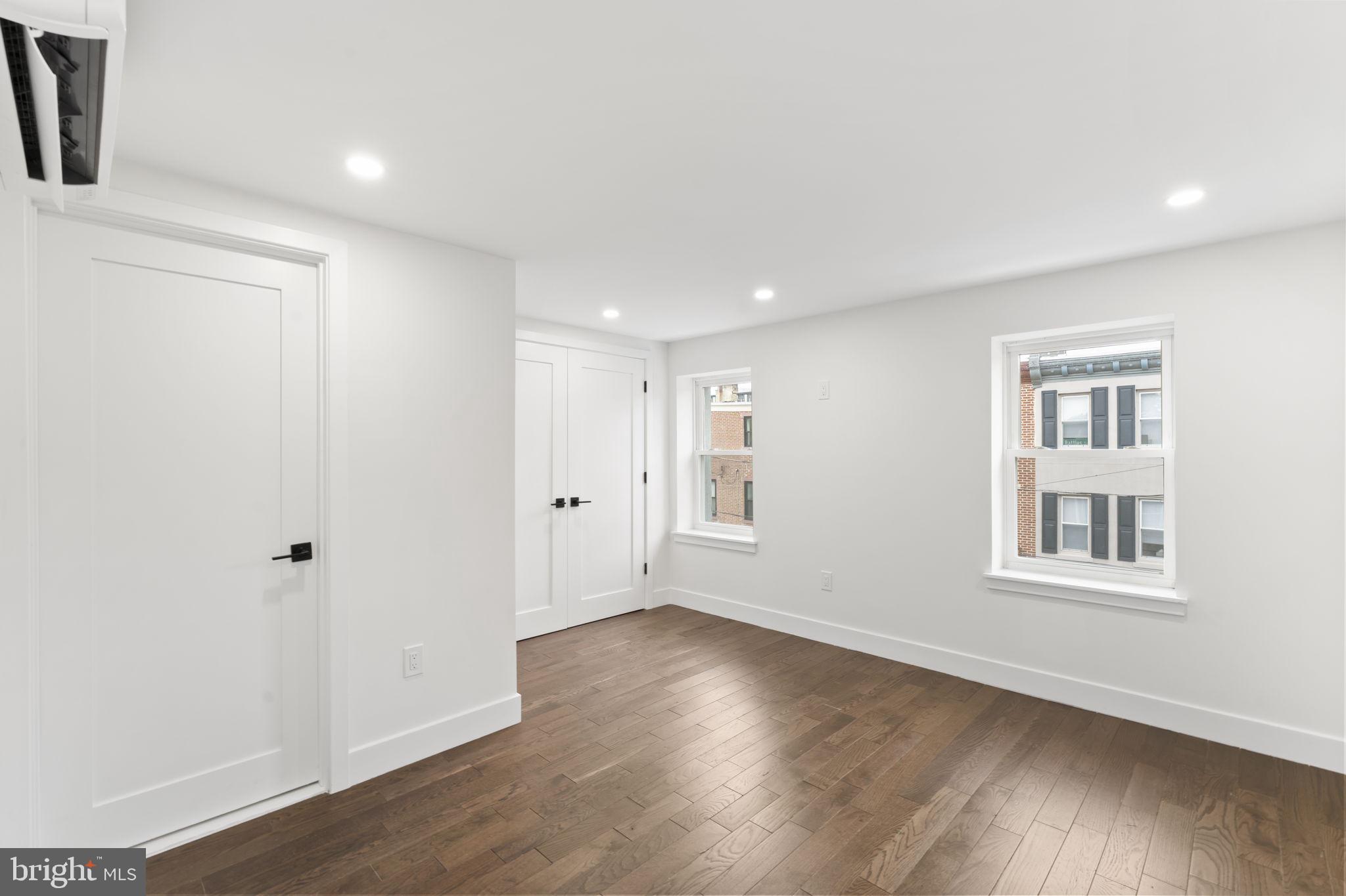 OLDE KENSINGTON - Residential