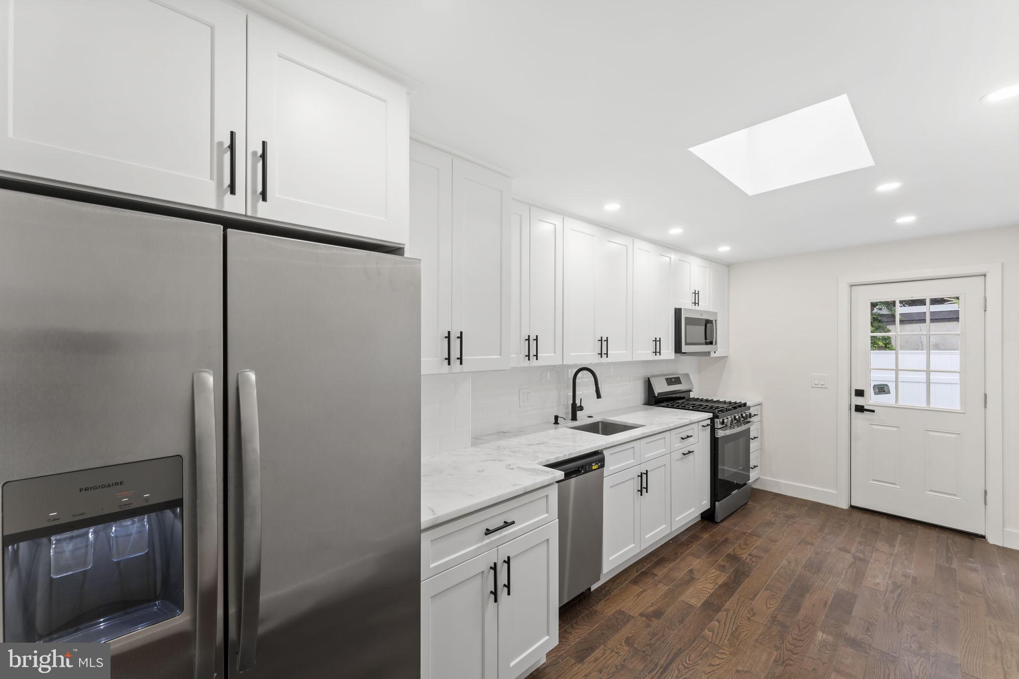 OLDE KENSINGTON - Residential