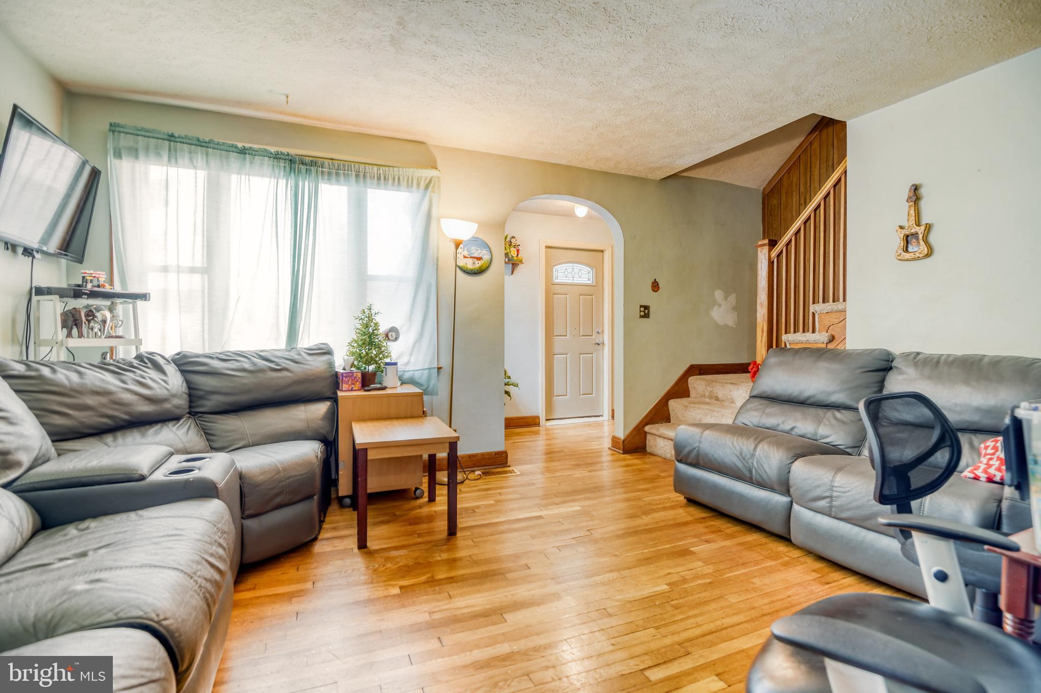 HOLABIRD PARK - Residential