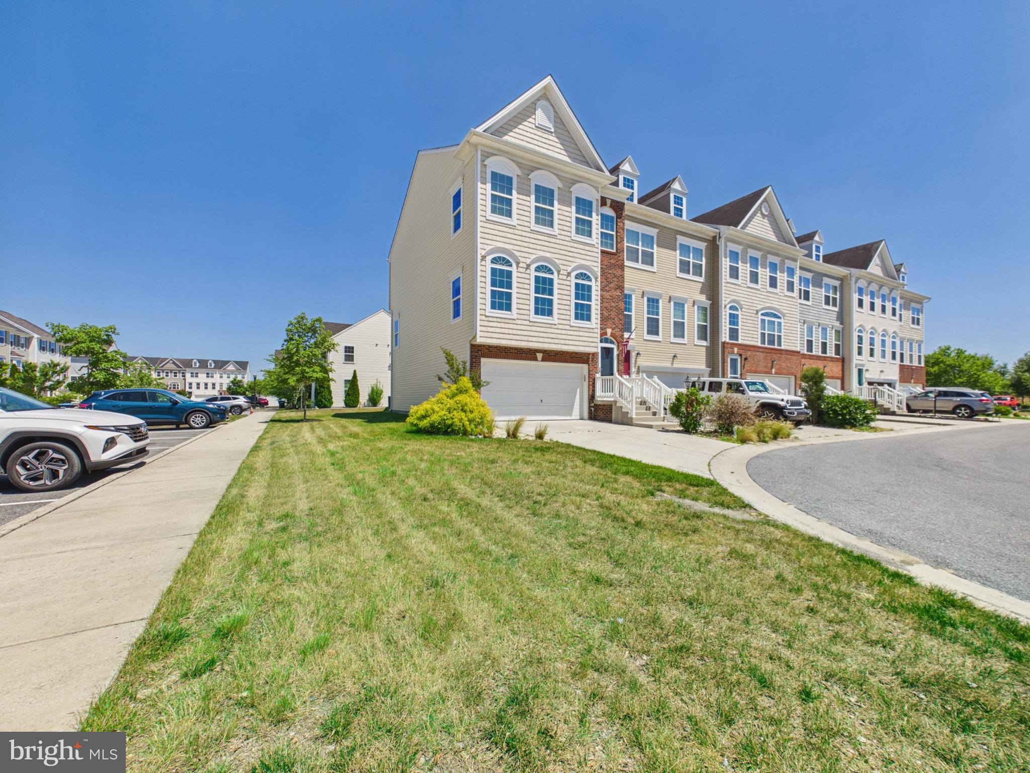 PLANTATION LAKES - Residential