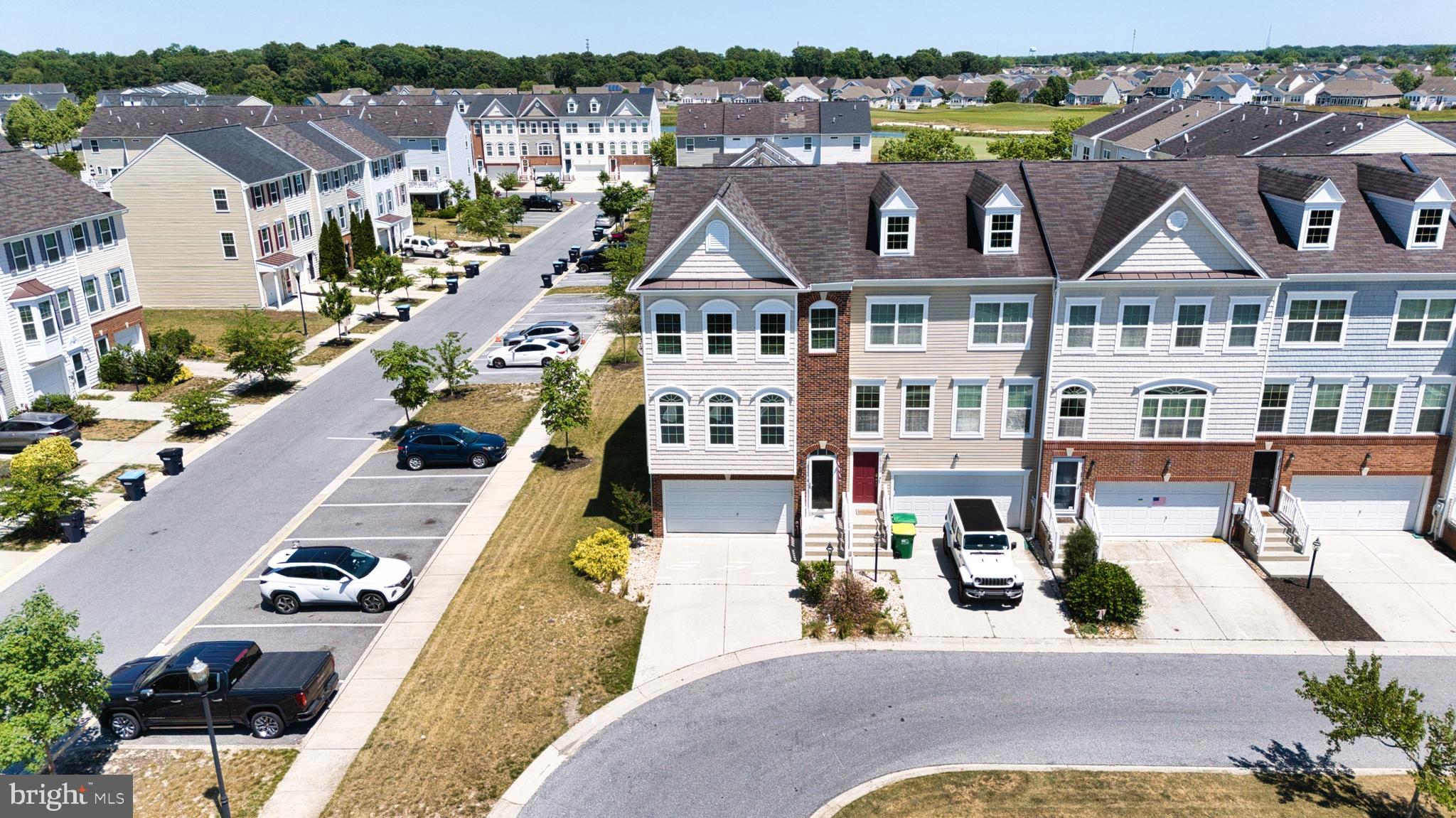 PLANTATION LAKES - Residential