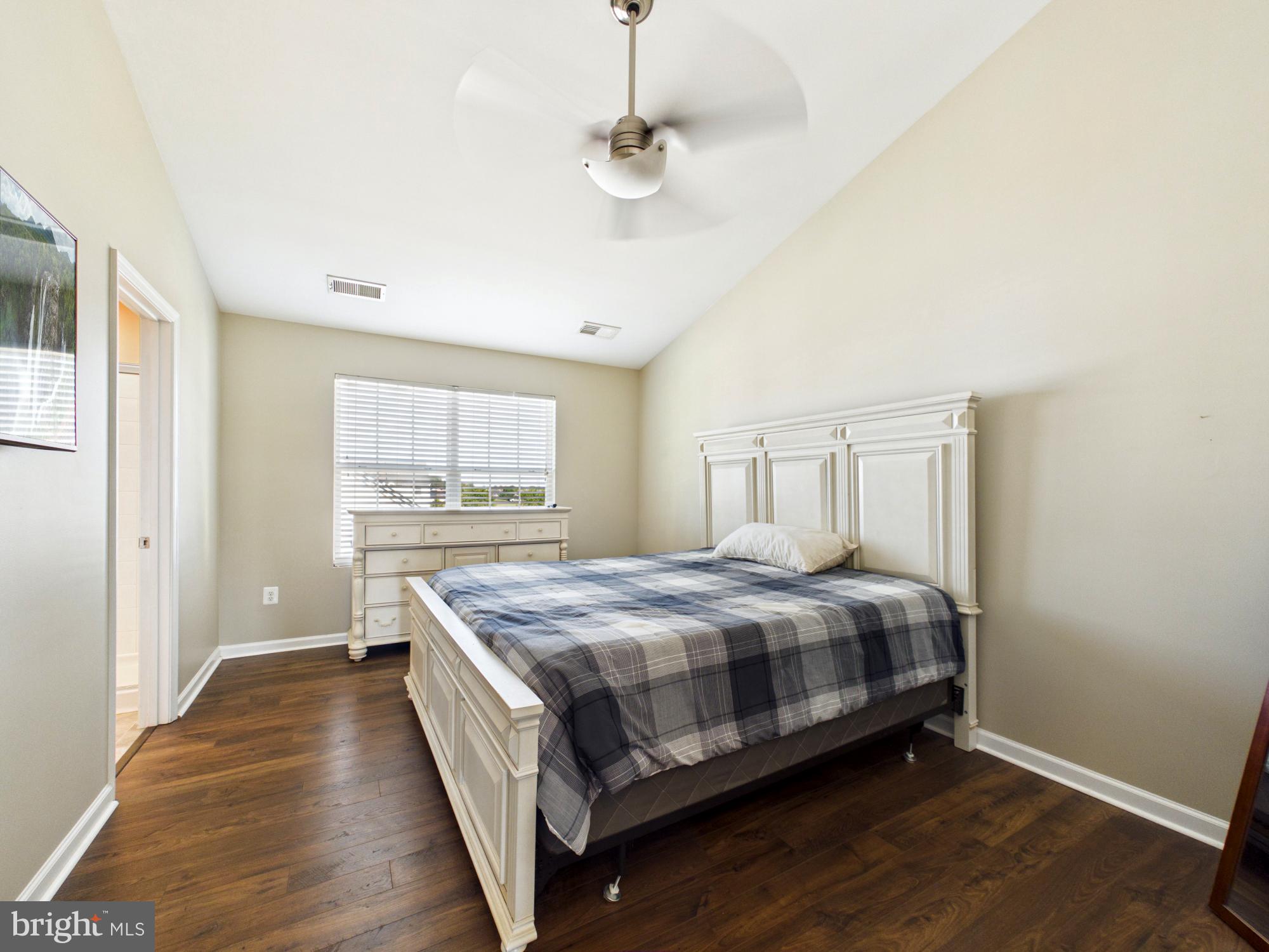 PLANTATION LAKES - Residential