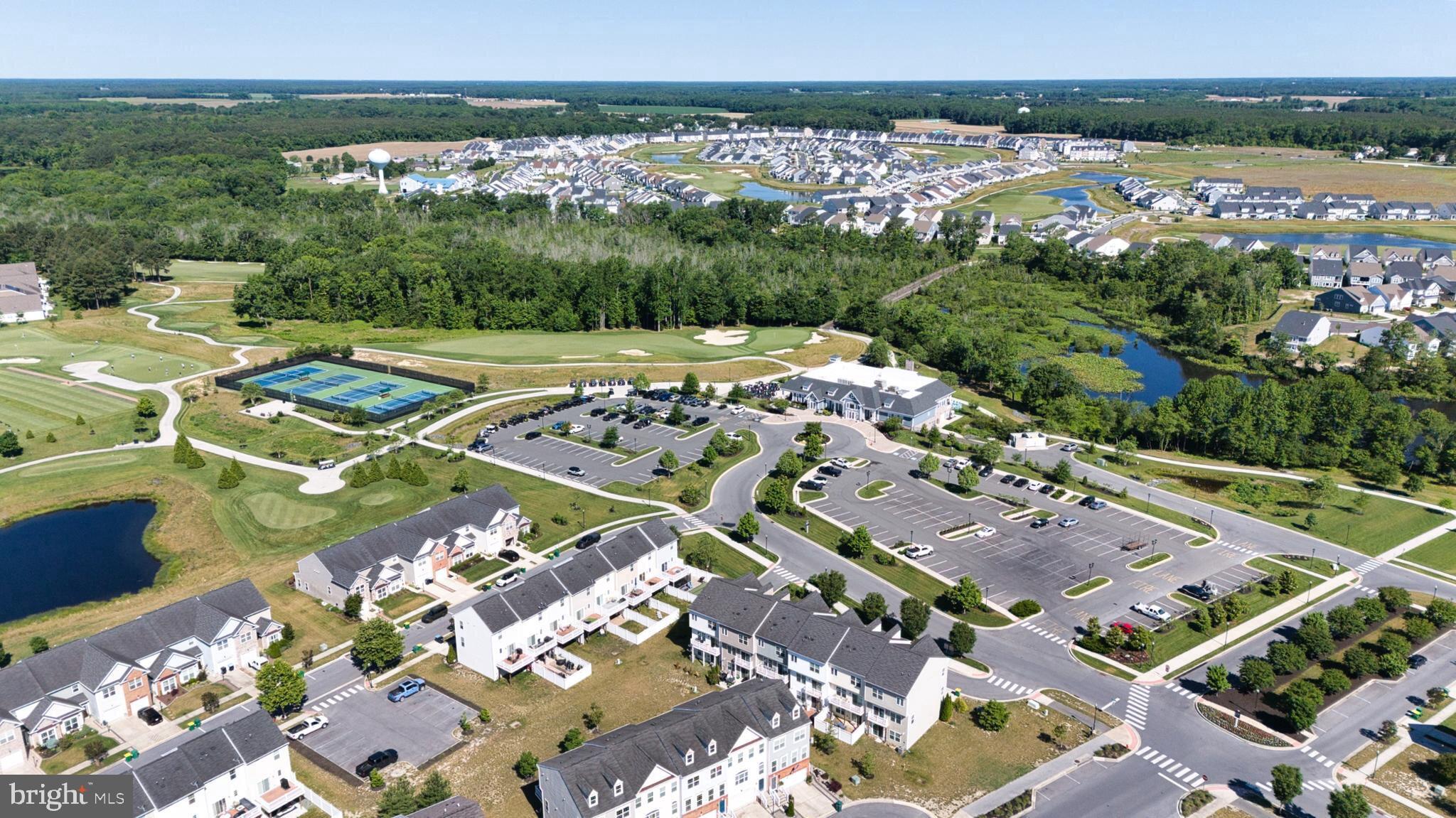 PLANTATION LAKES - Residential