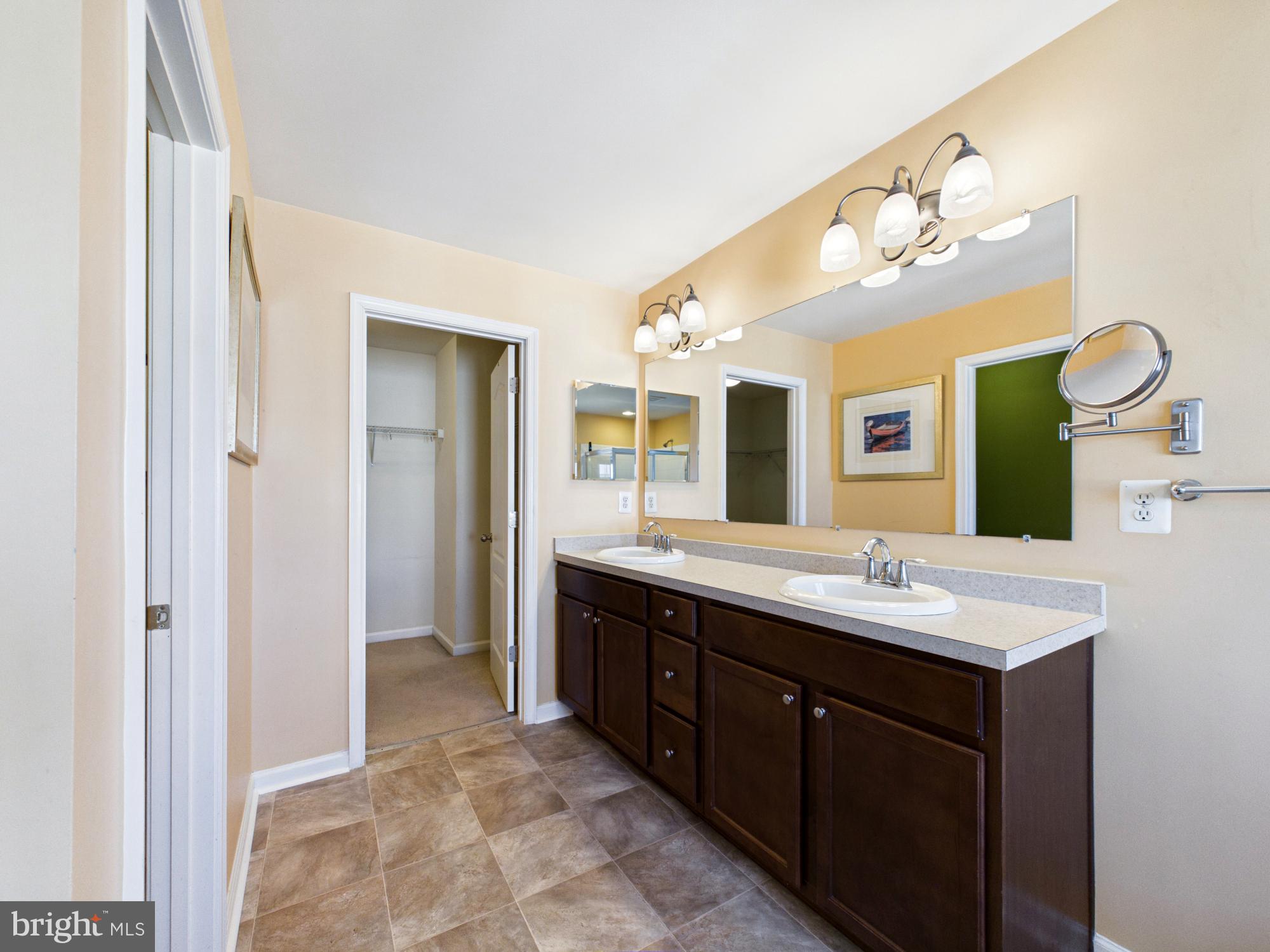 PLANTATION LAKES - Residential