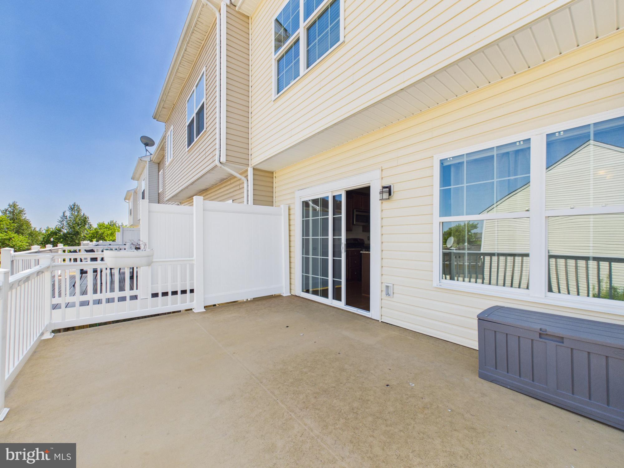 PLANTATION LAKES - Residential