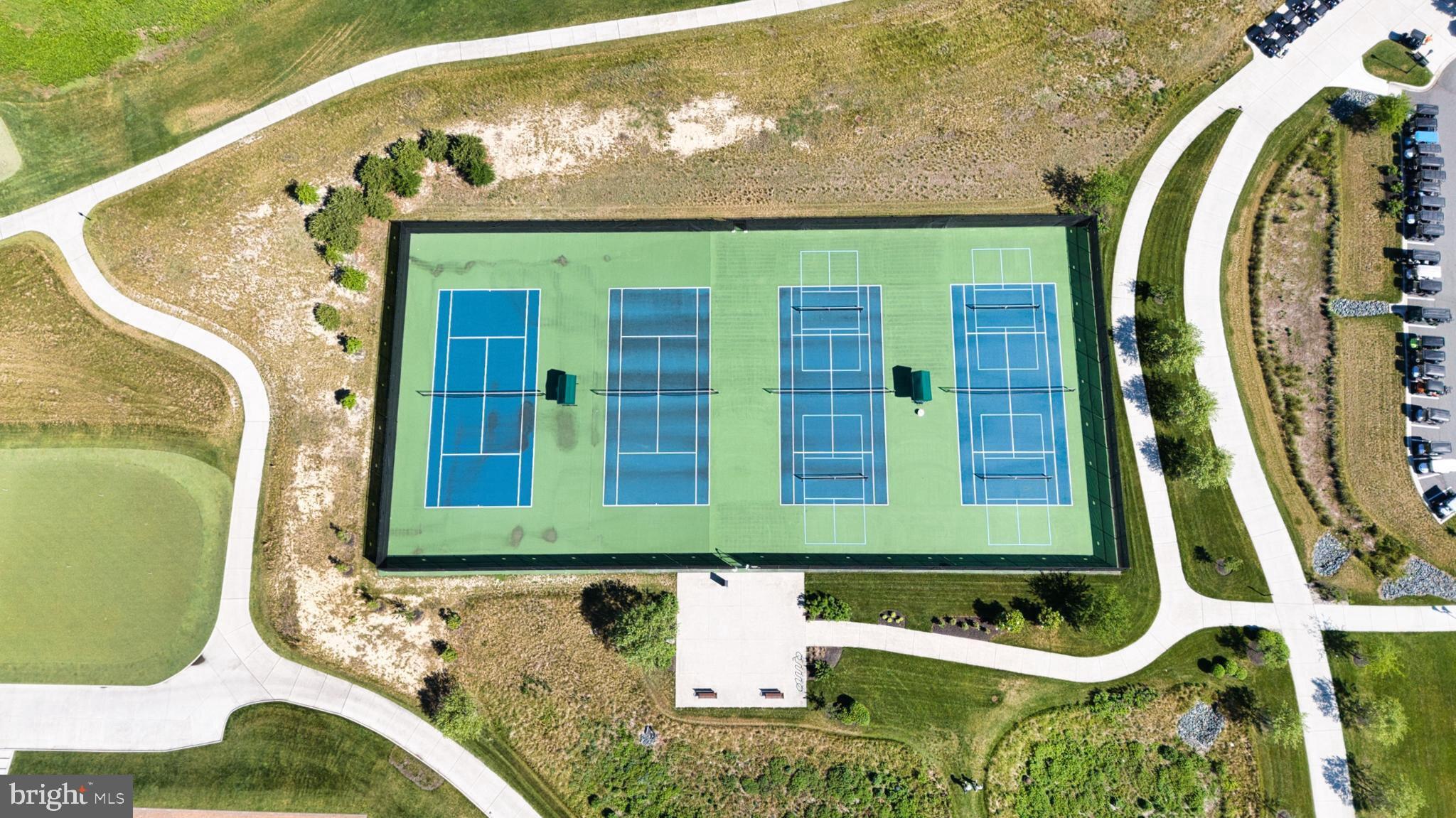 PLANTATION LAKES - Residential