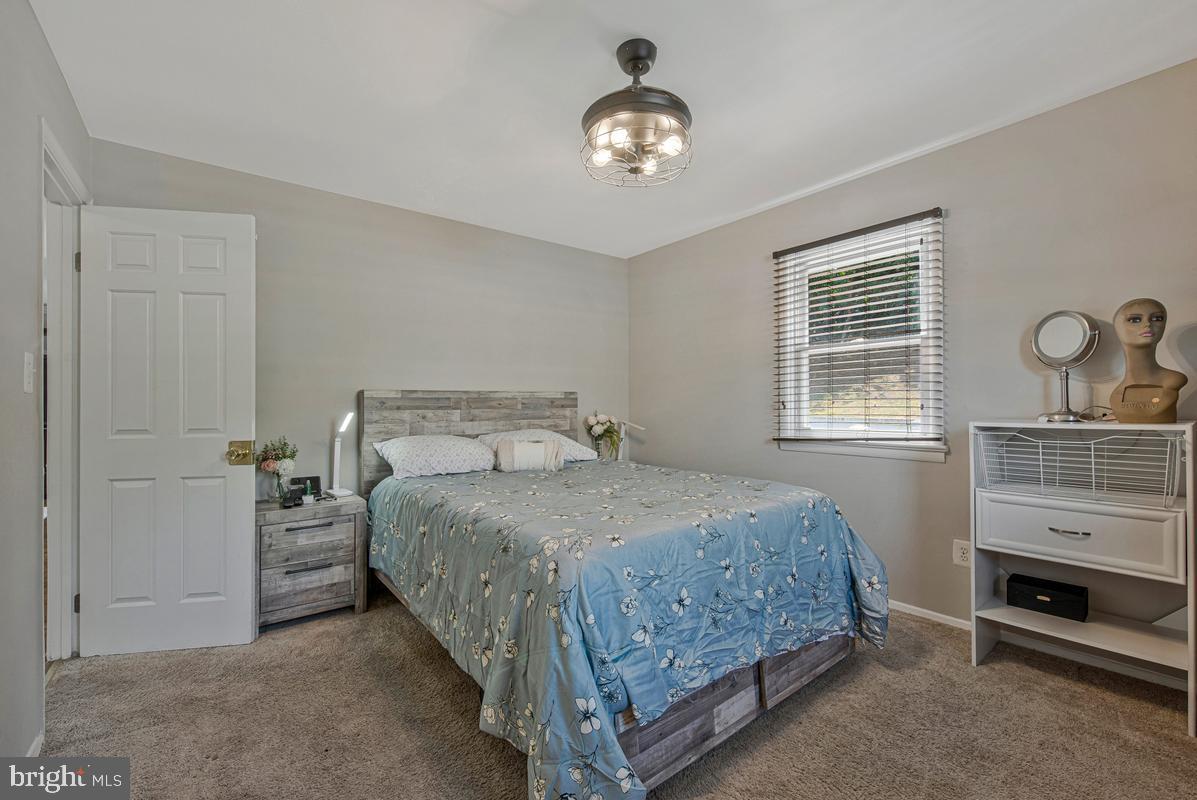 LANHAM WOODS - Residential