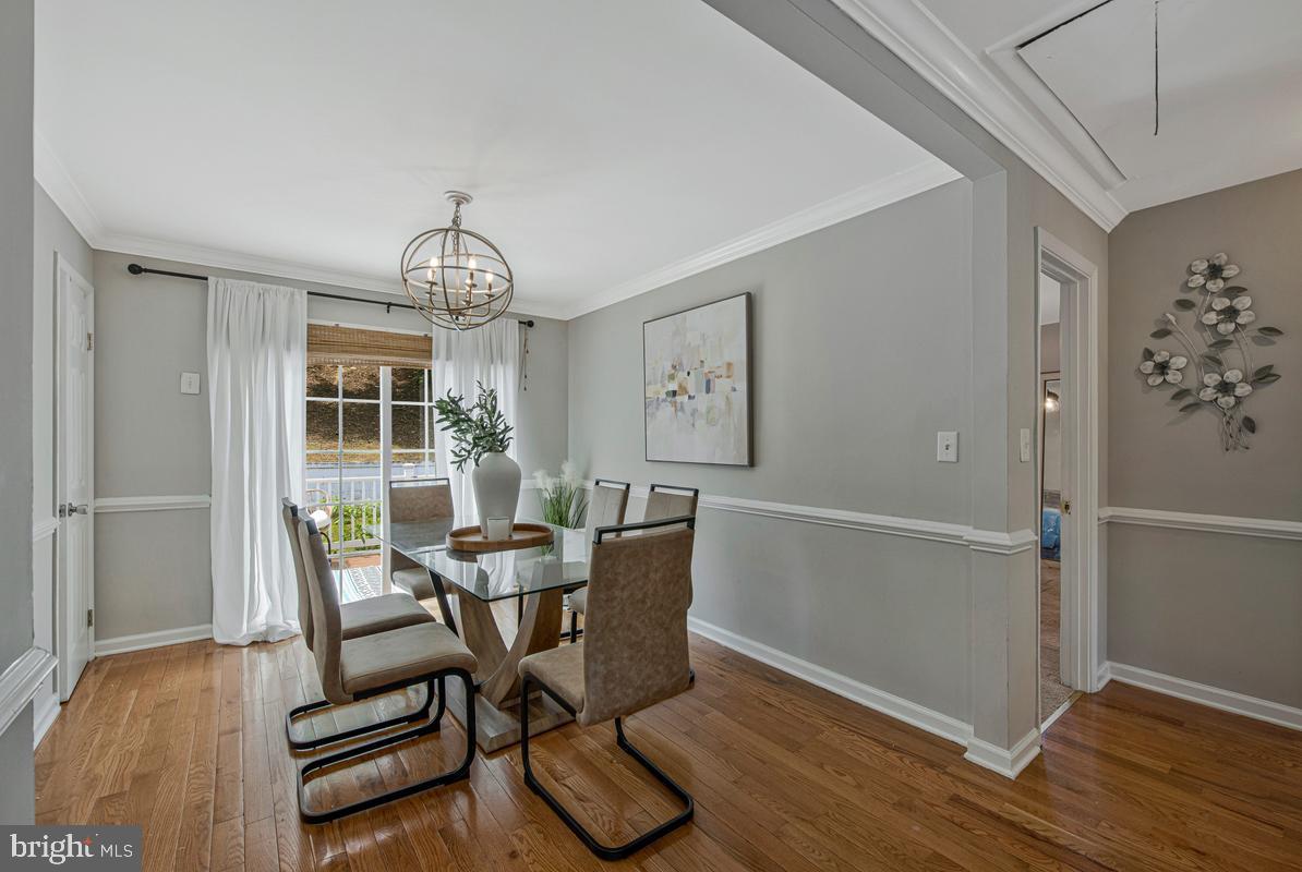LANHAM WOODS - Residential